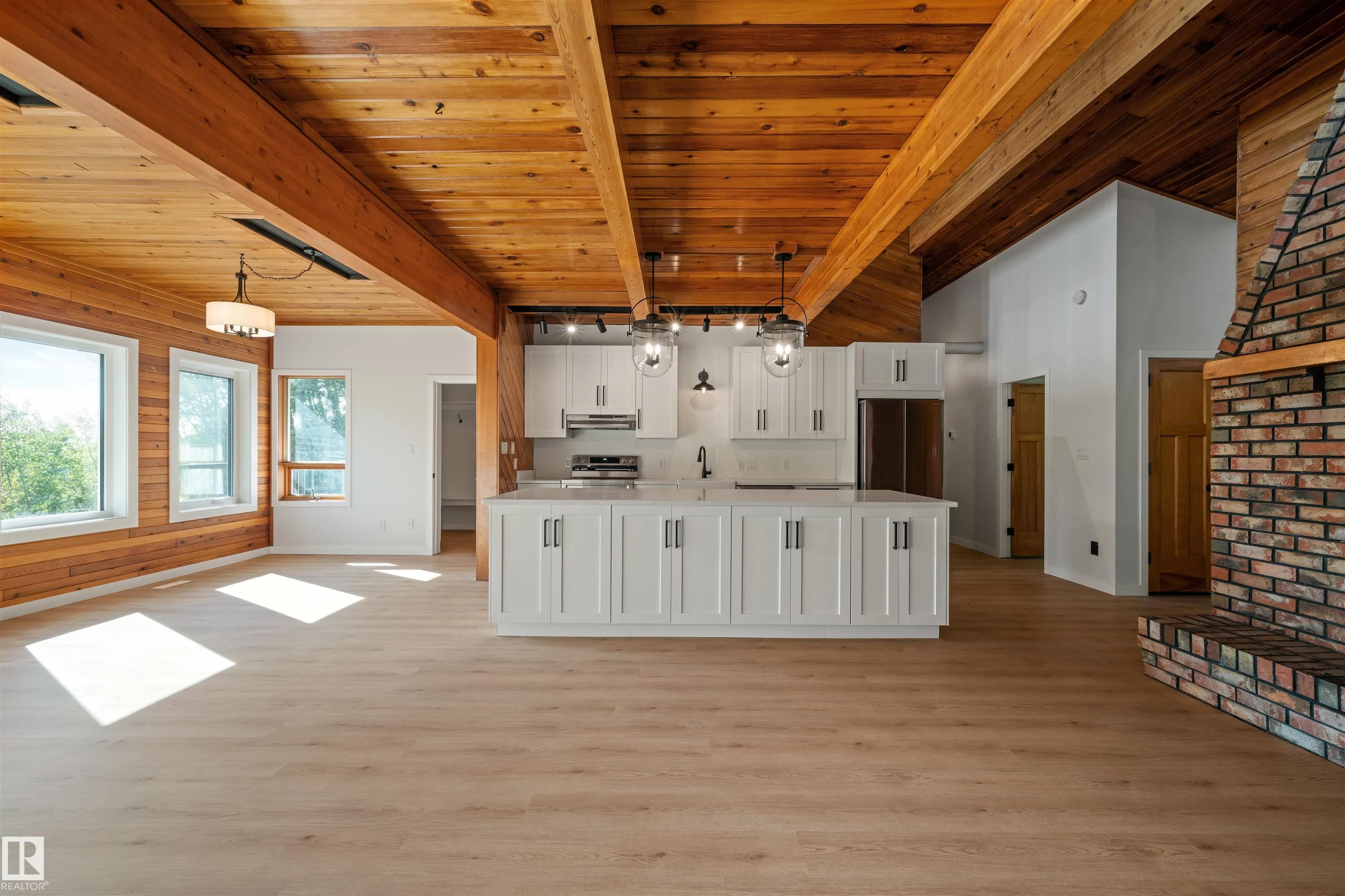 51380 RGE ROAD 205