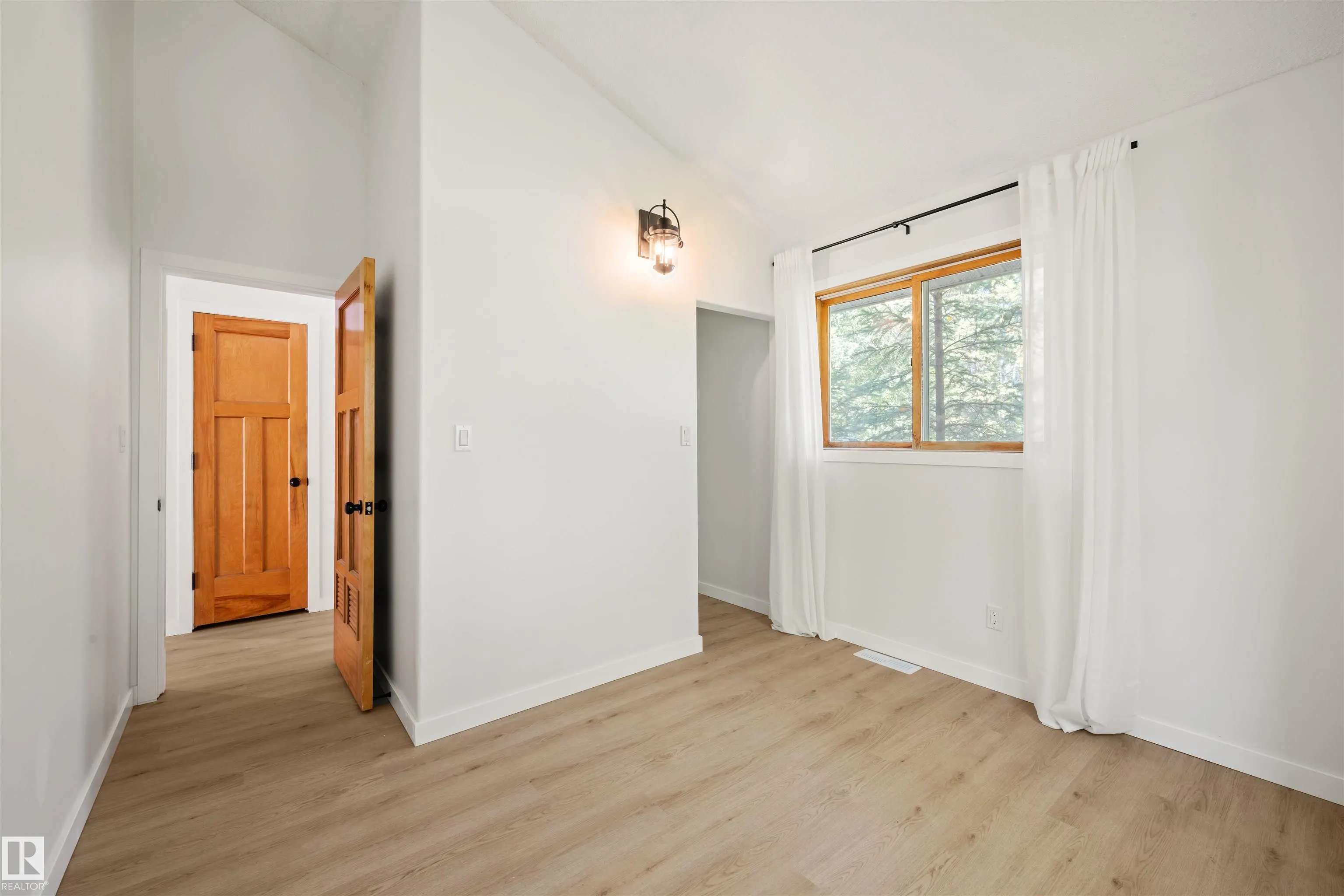 51380 RGE ROAD 205