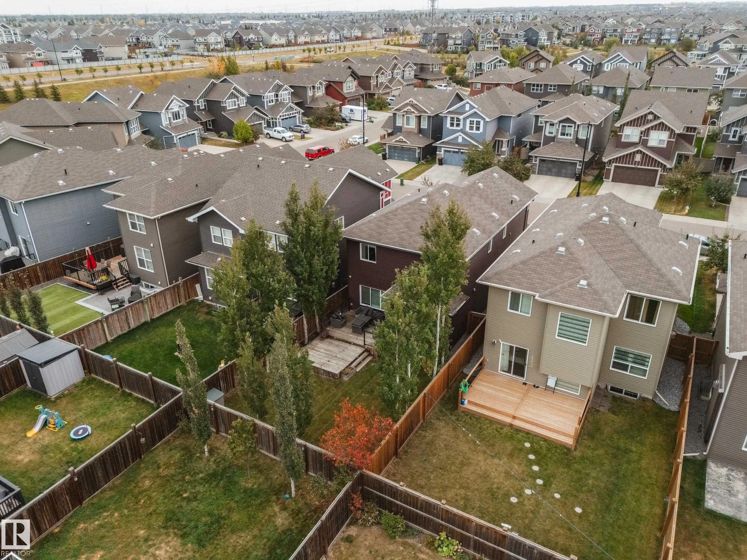 4373 CRABAPPLE Crescent