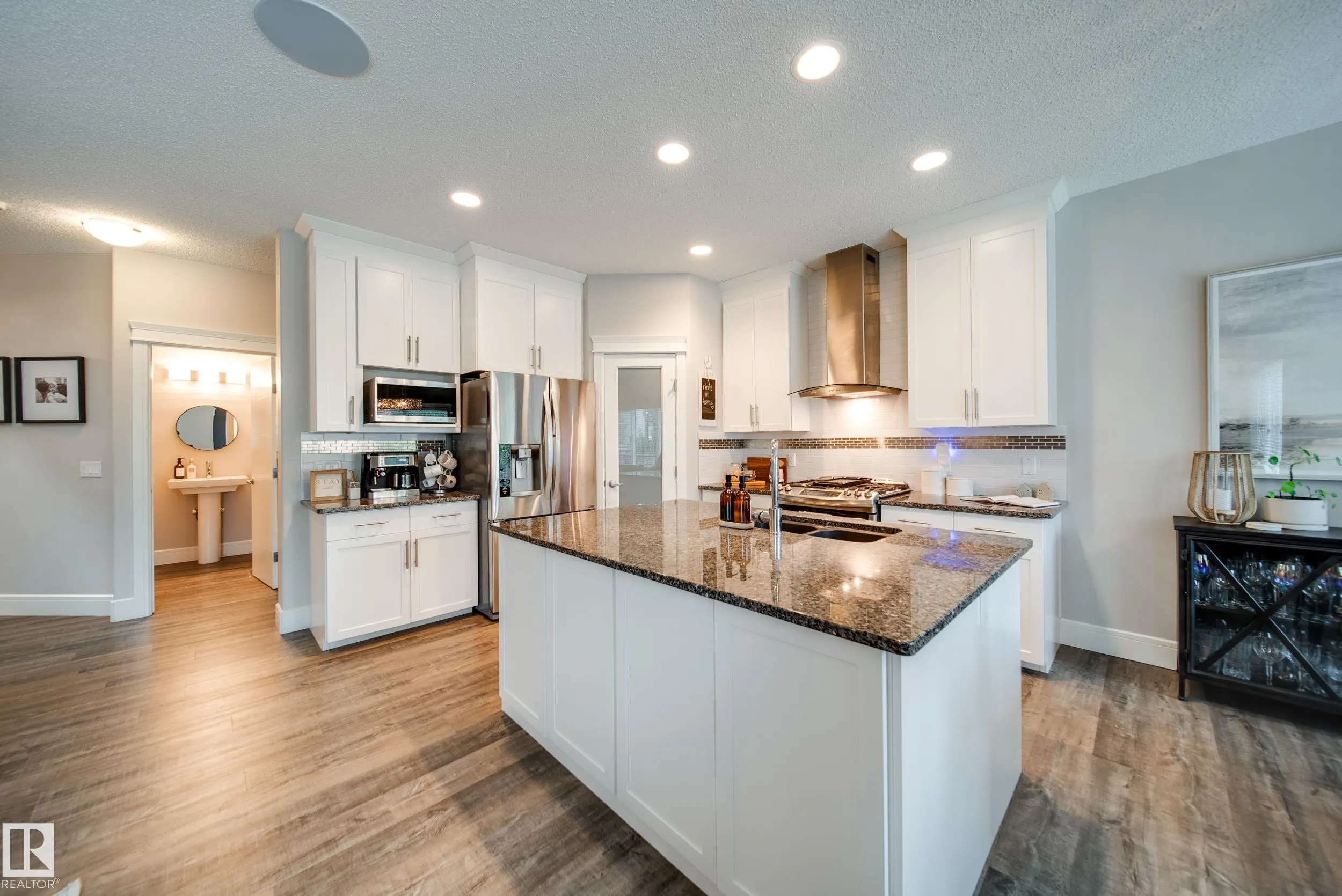 4373 CRABAPPLE Crescent
