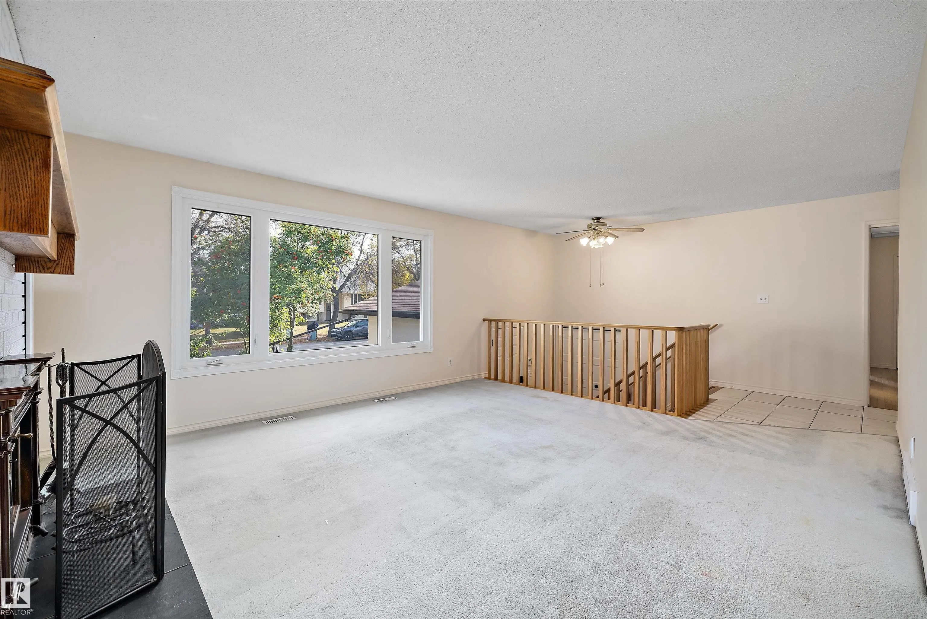 33 AFTON Crescent