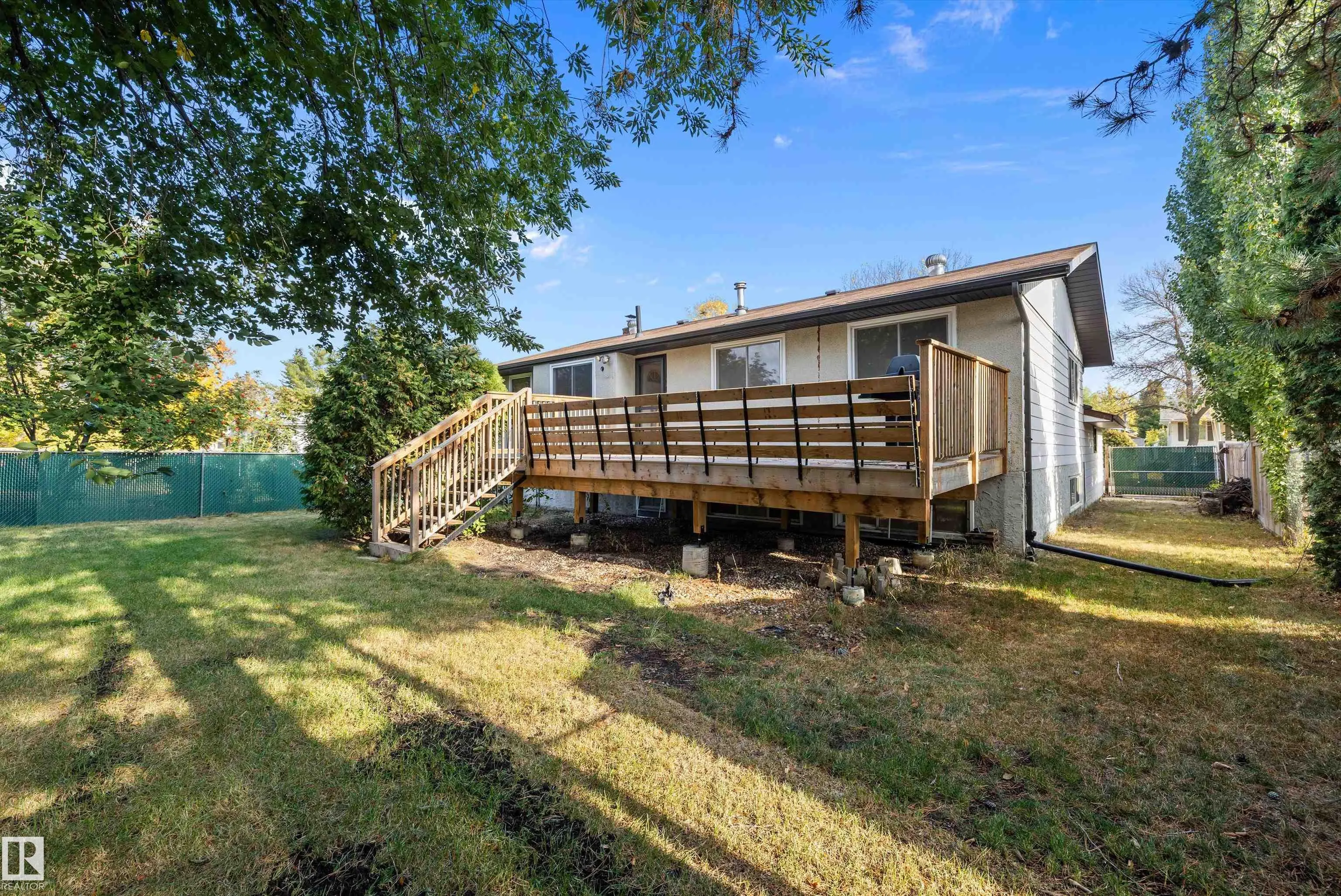 33 AFTON Crescent