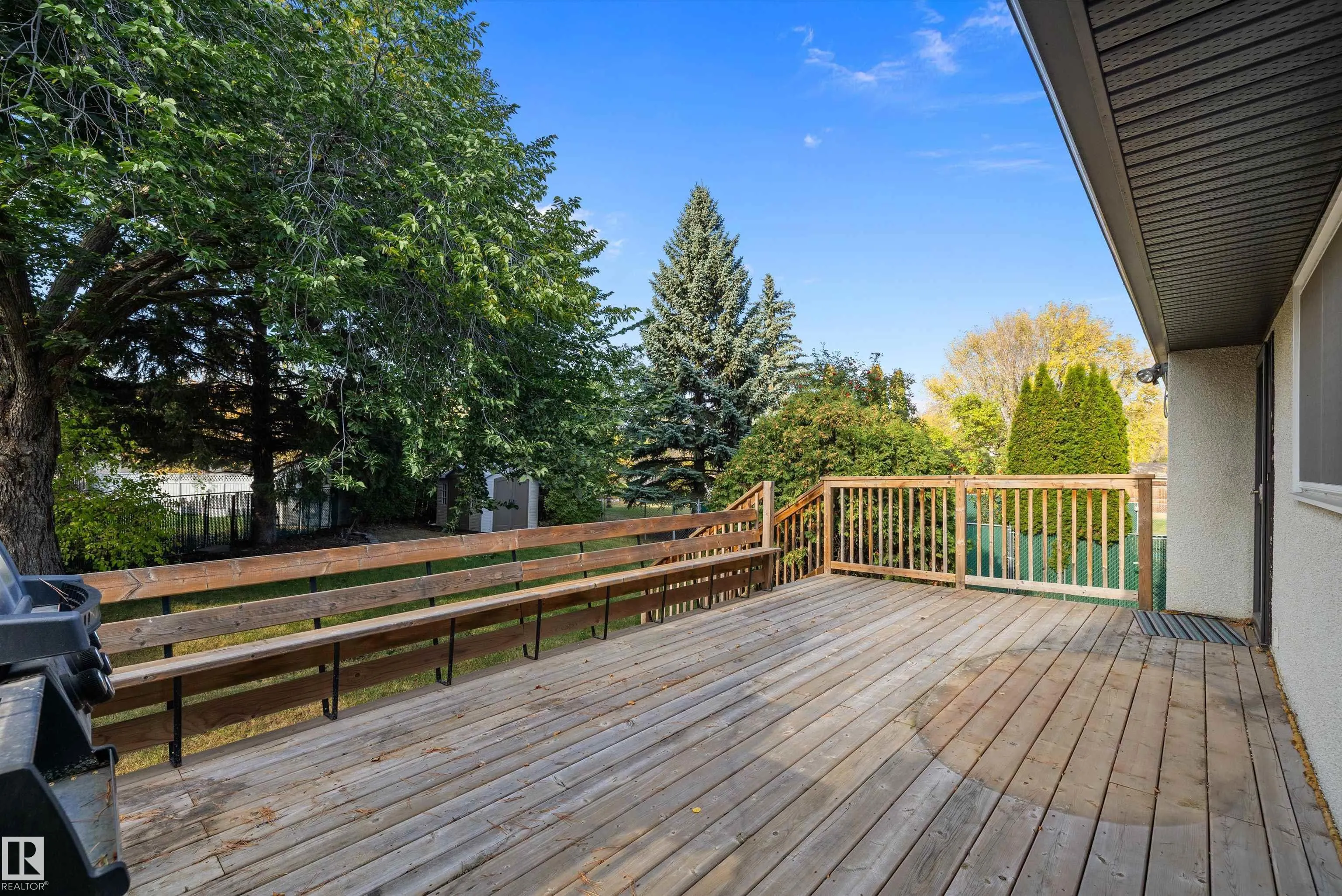 33 AFTON Crescent