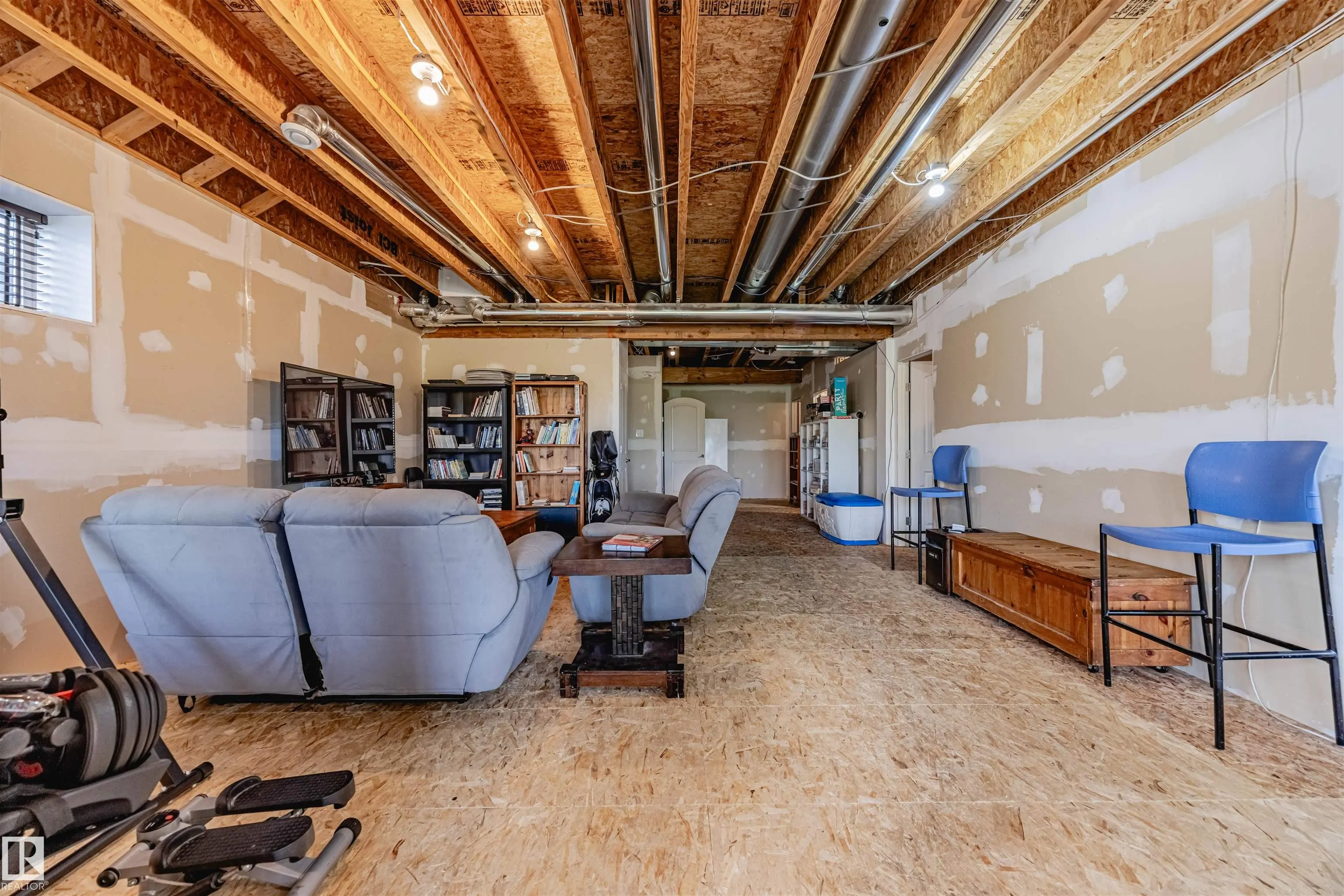 3807 GALLINGER Loop