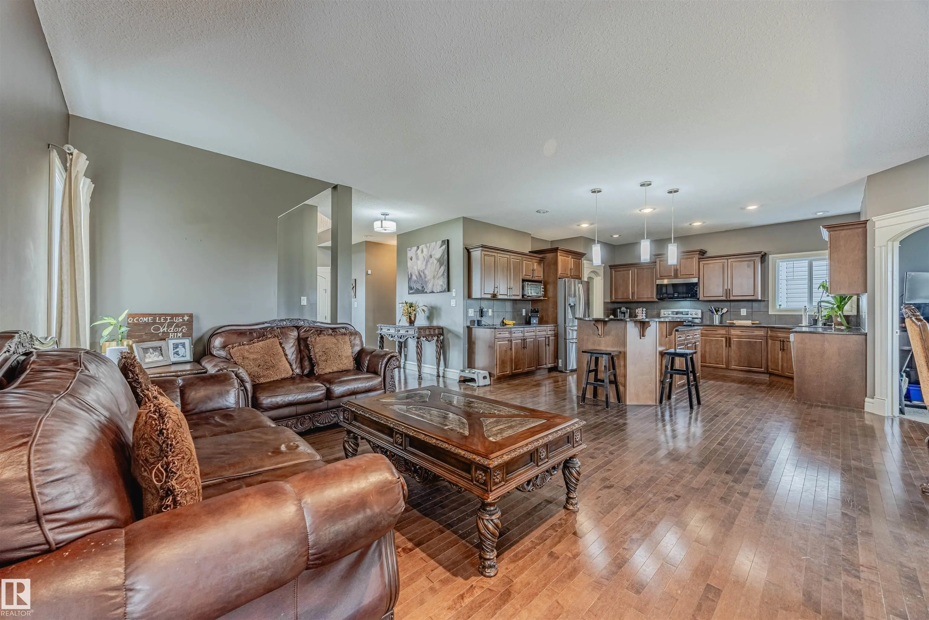 3807 GALLINGER Loop