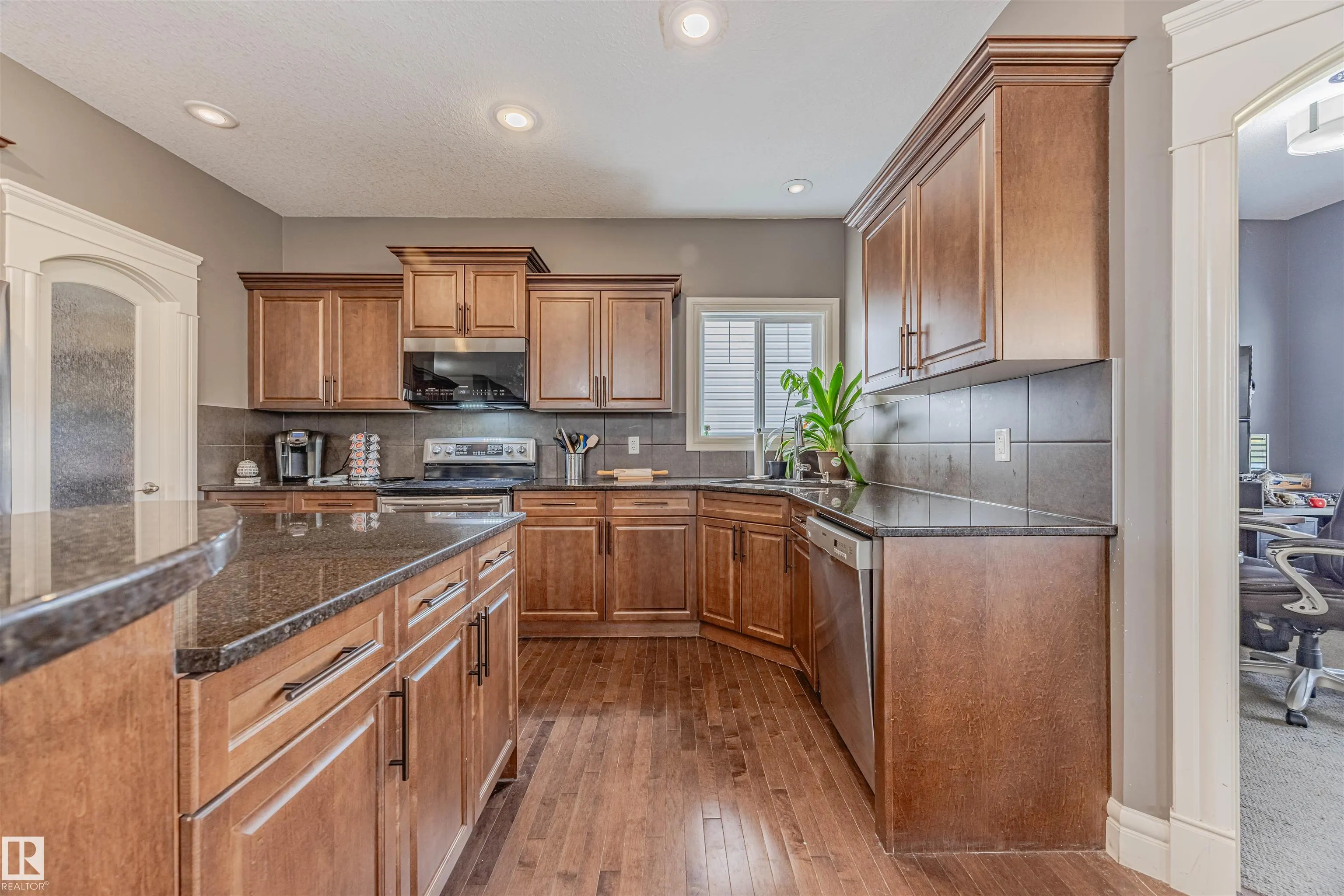 3807 GALLINGER Loop