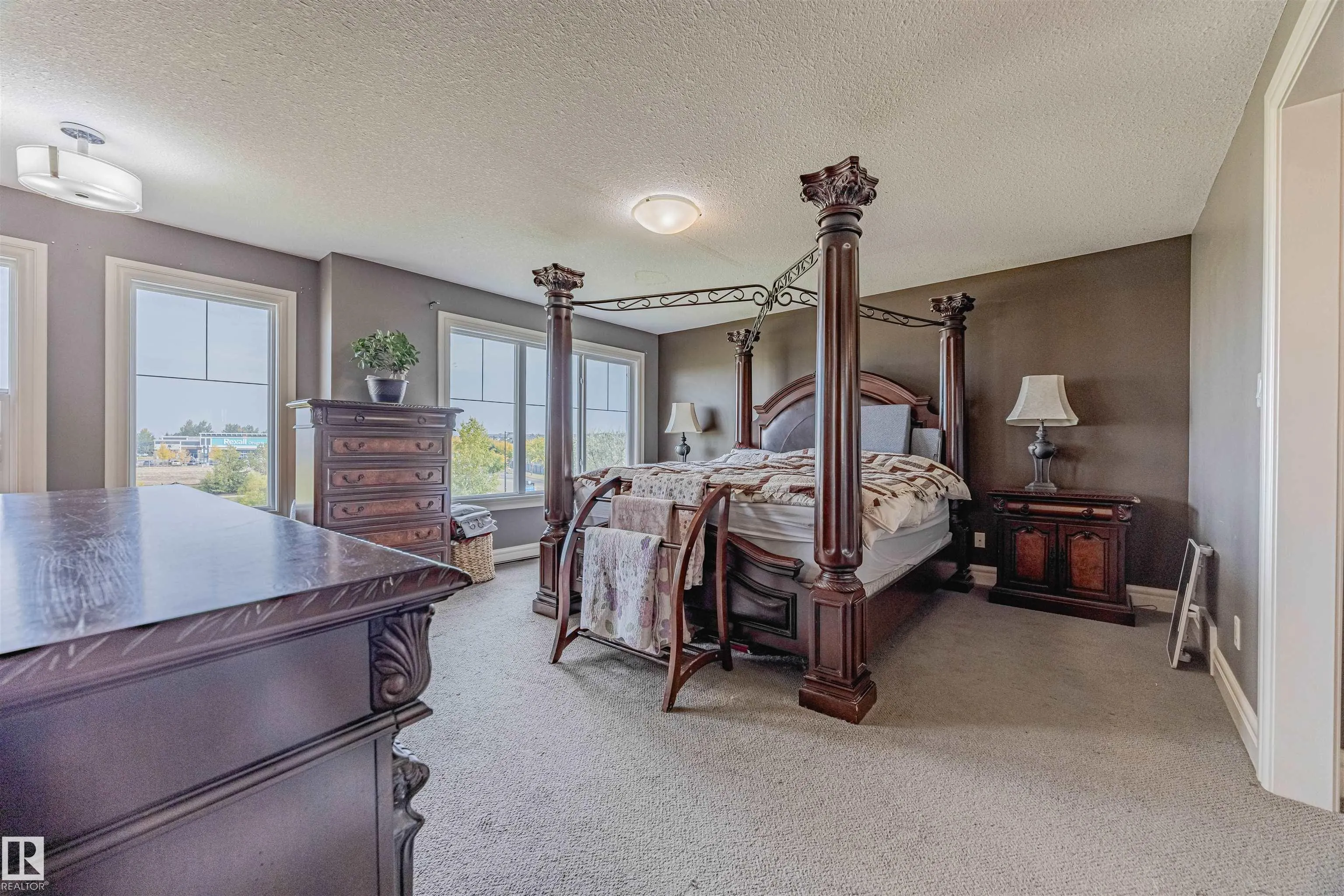 3807 GALLINGER Loop