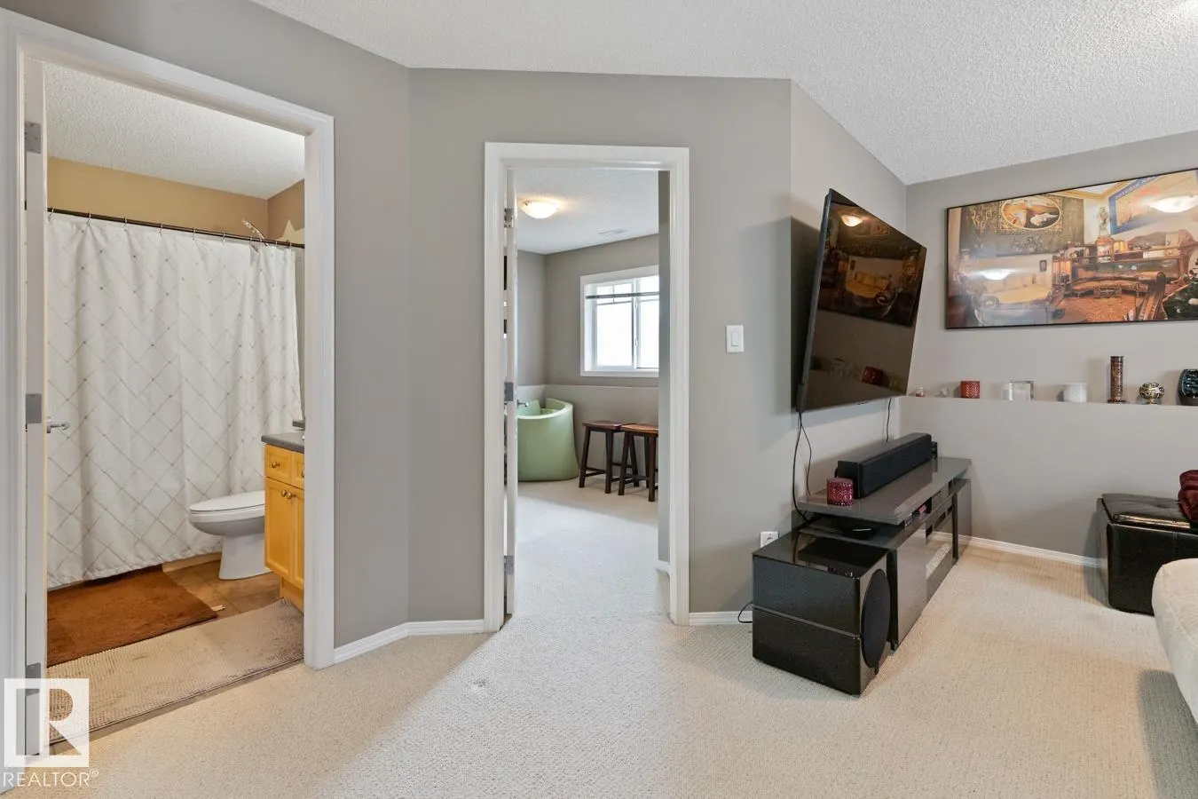 2508 HANNA Crescent