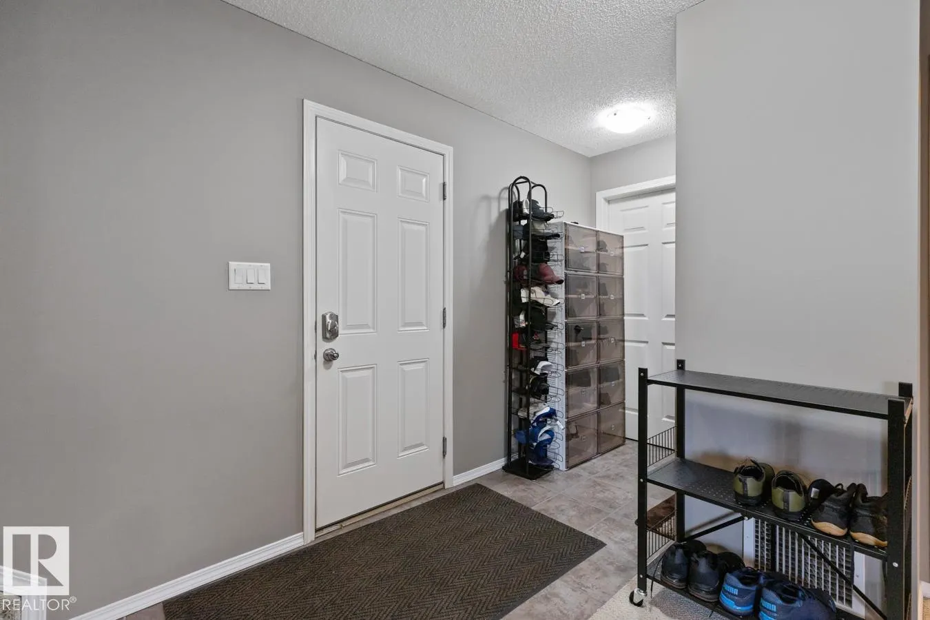 2508 HANNA Crescent