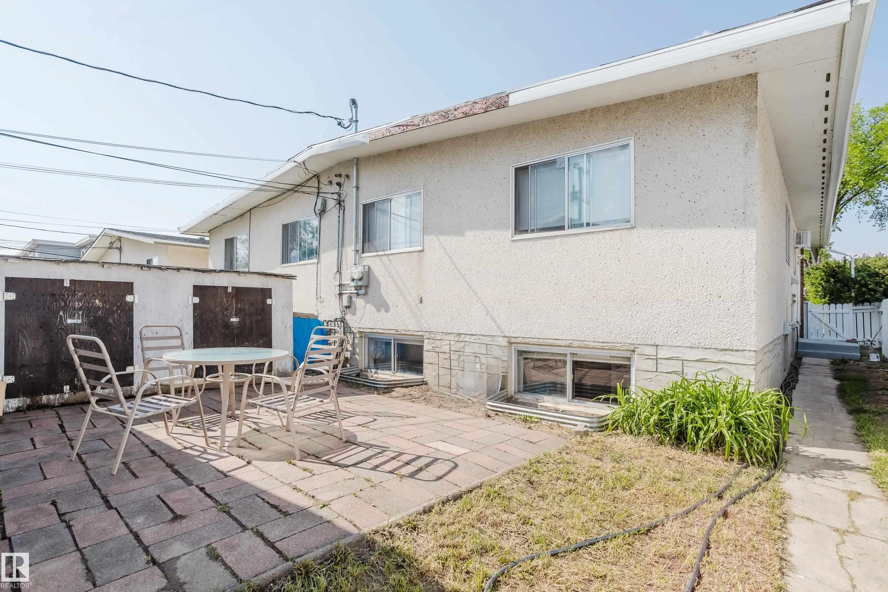 8123 8125 83 Avenue