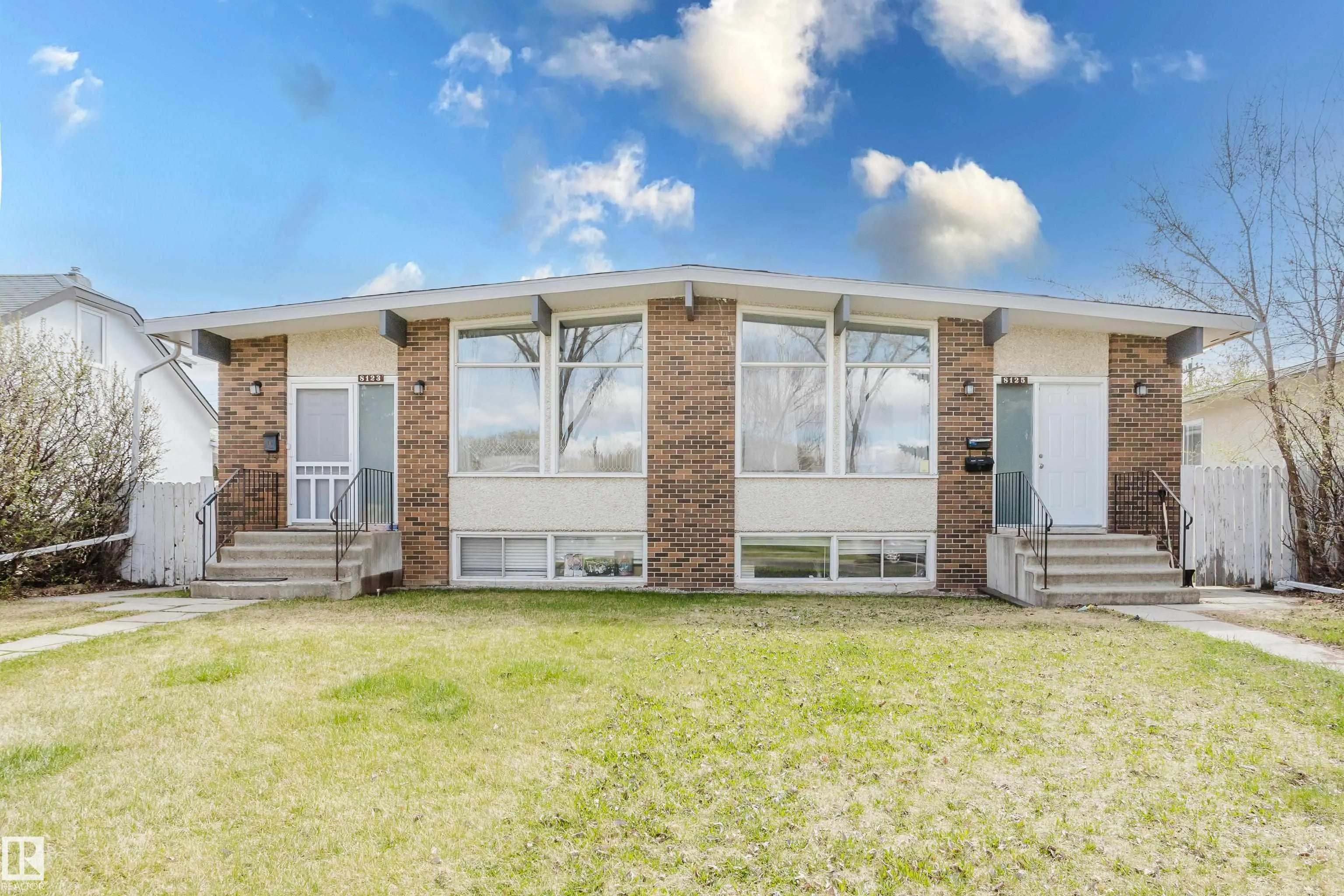 8123 8125 83 Avenue