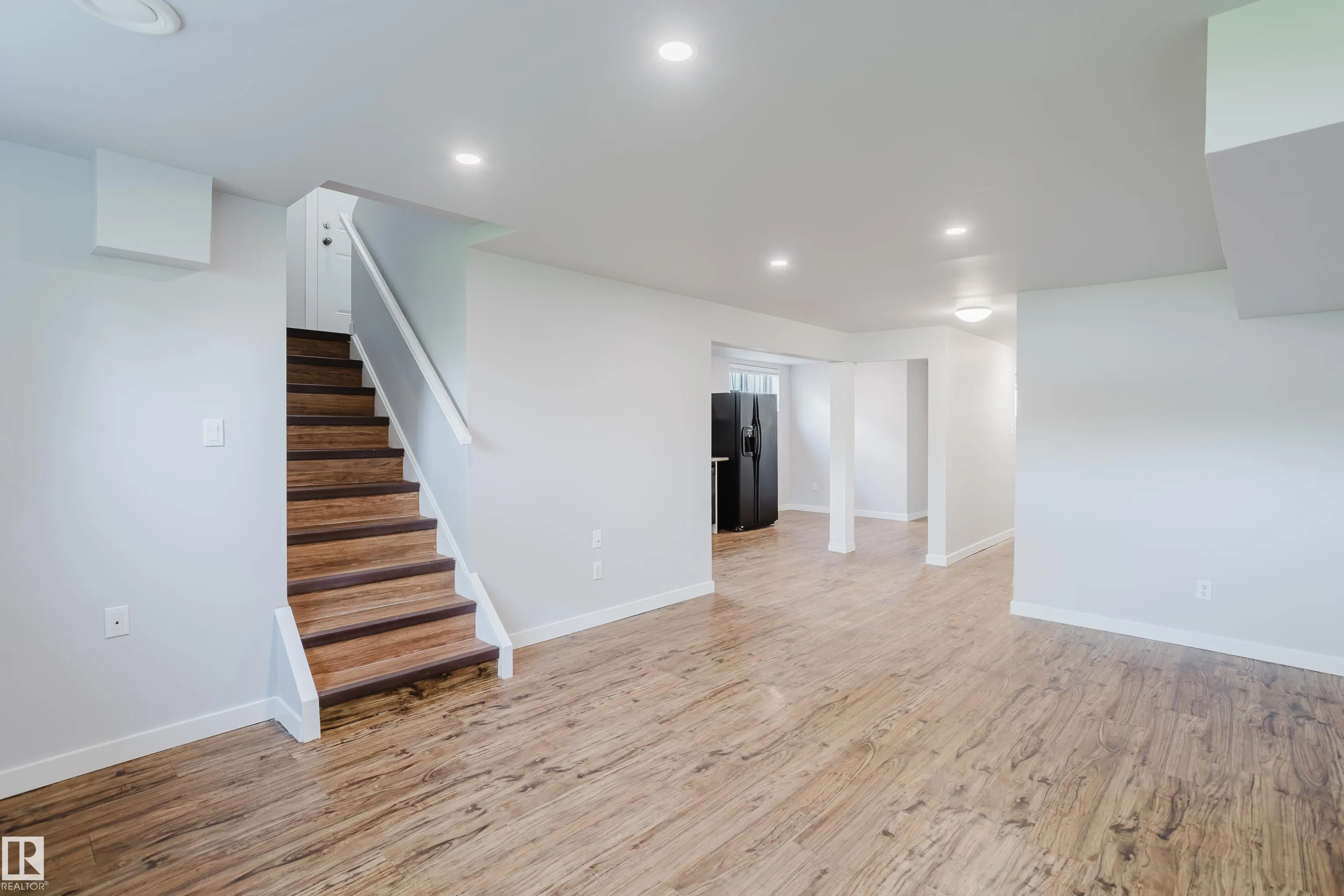8123 8125 83 Avenue