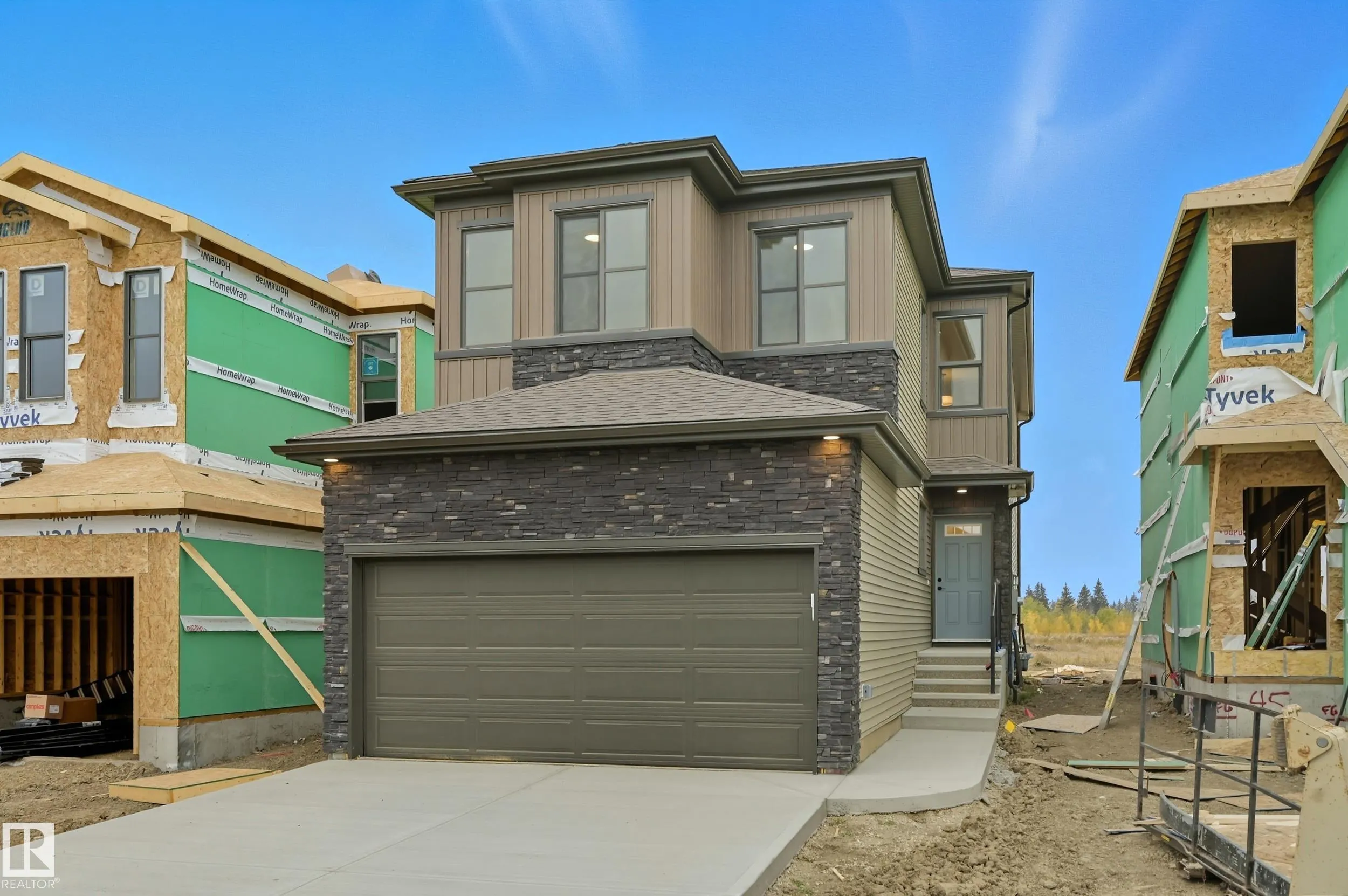 43 GABLE Common