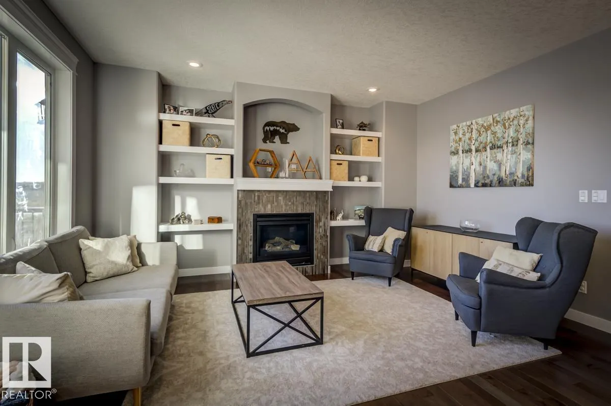 63 LAKEWOOD Boulevard