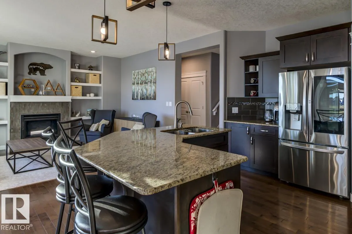 63 LAKEWOOD Boulevard