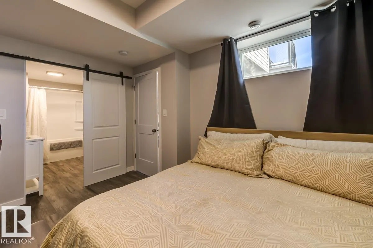 63 LAKEWOOD Boulevard