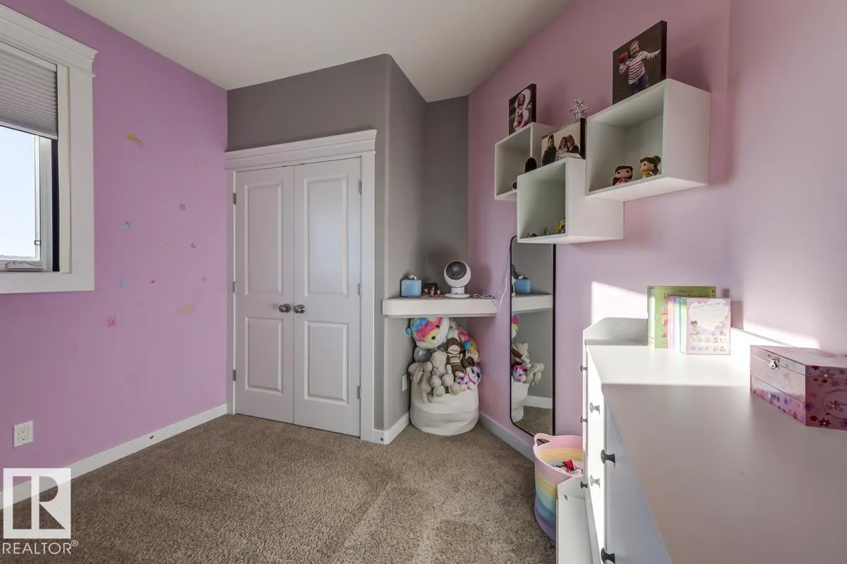 63 LAKEWOOD Boulevard