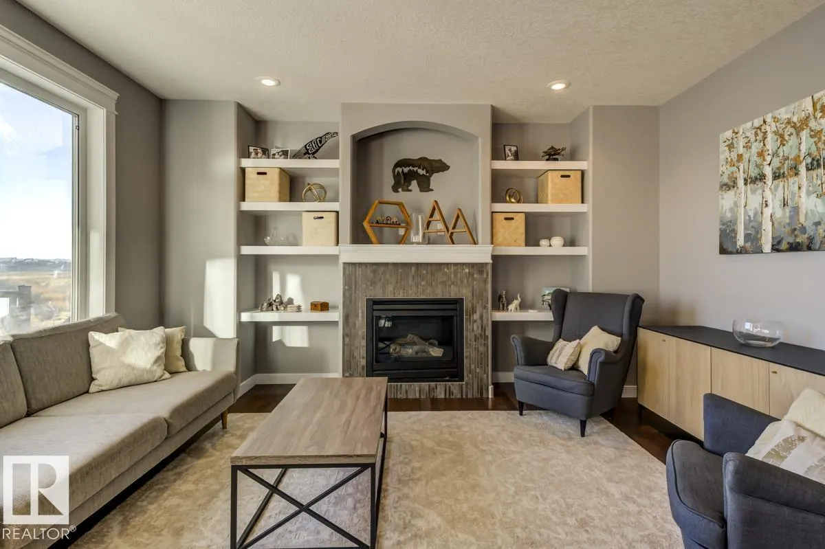 63 LAKEWOOD Boulevard