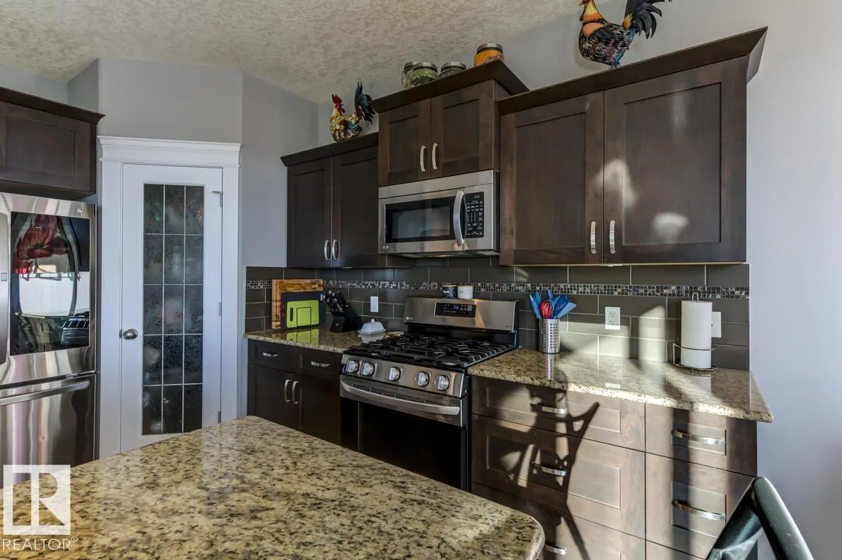 63 LAKEWOOD Boulevard