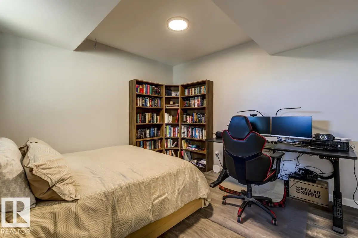 63 LAKEWOOD Boulevard