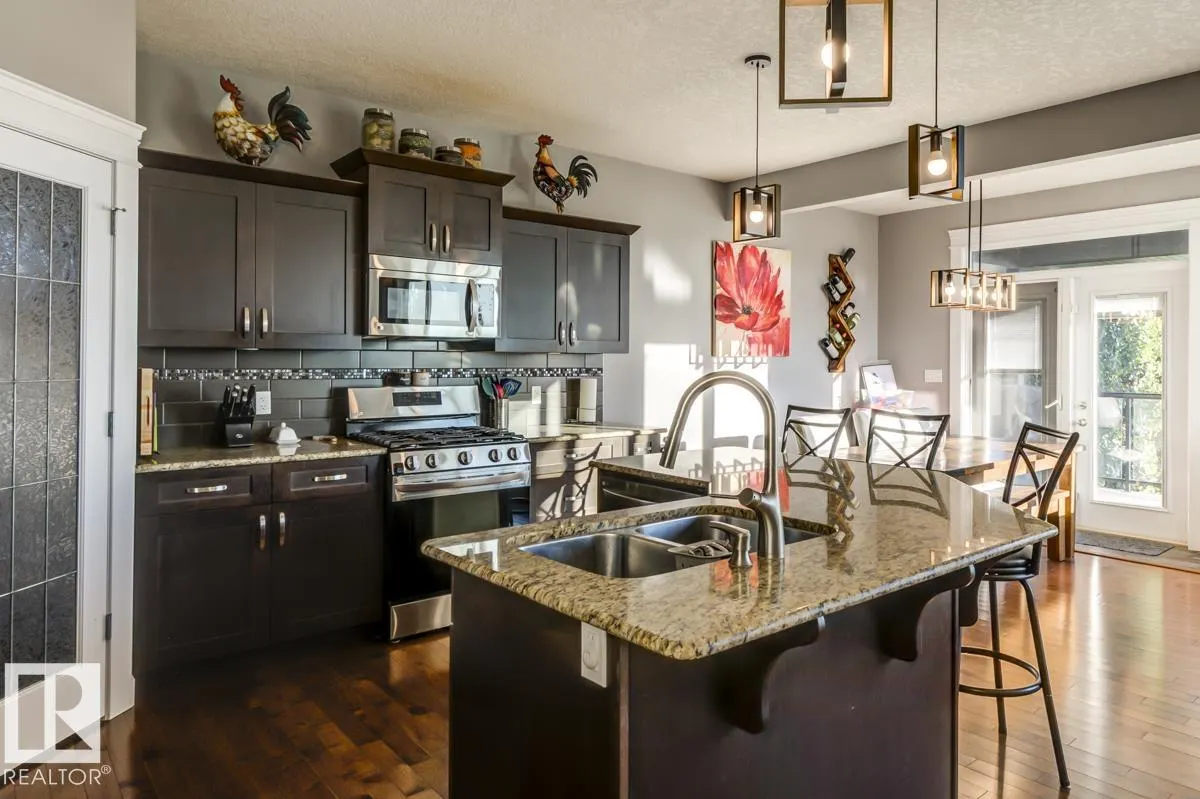 63 LAKEWOOD Boulevard