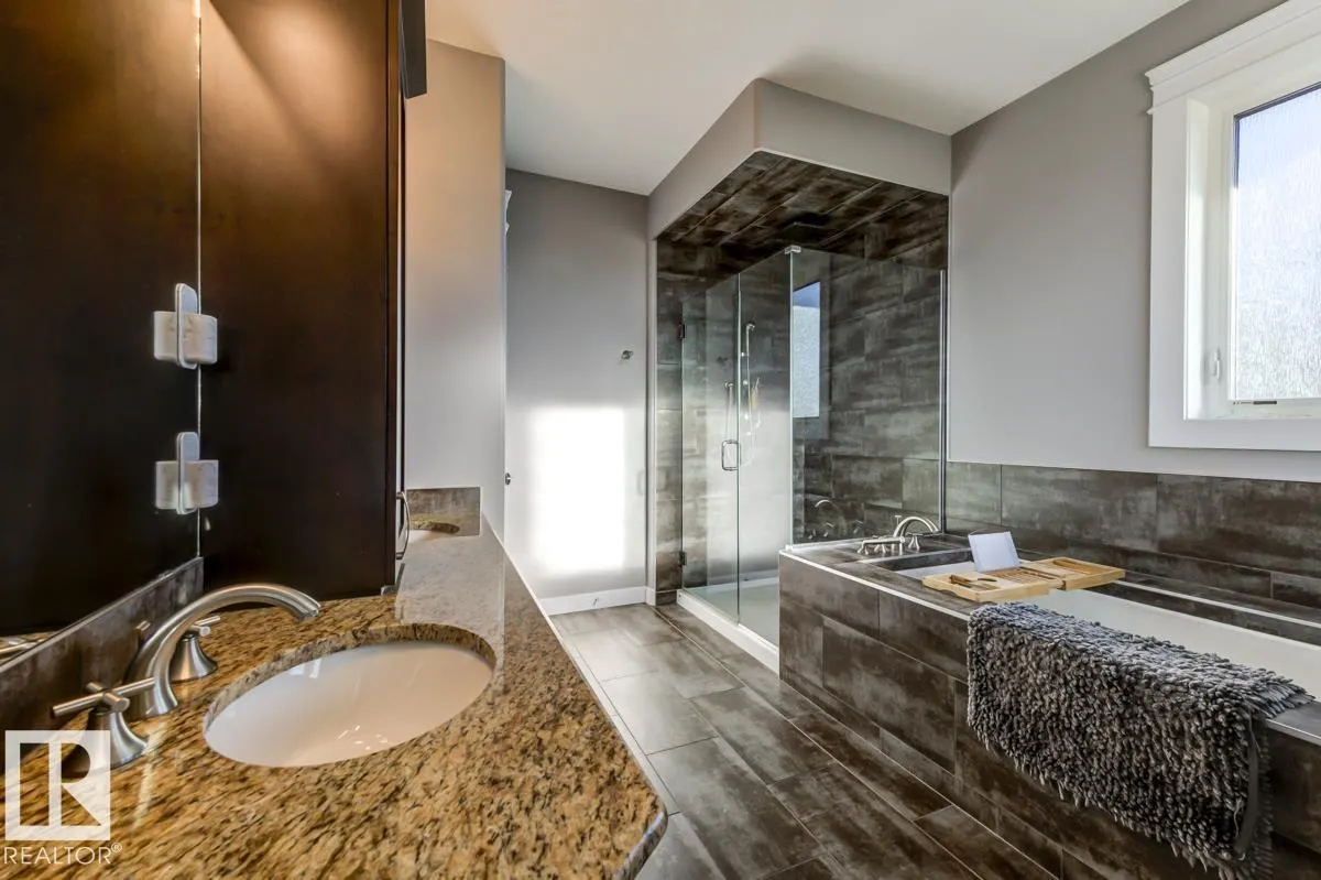 63 LAKEWOOD Boulevard