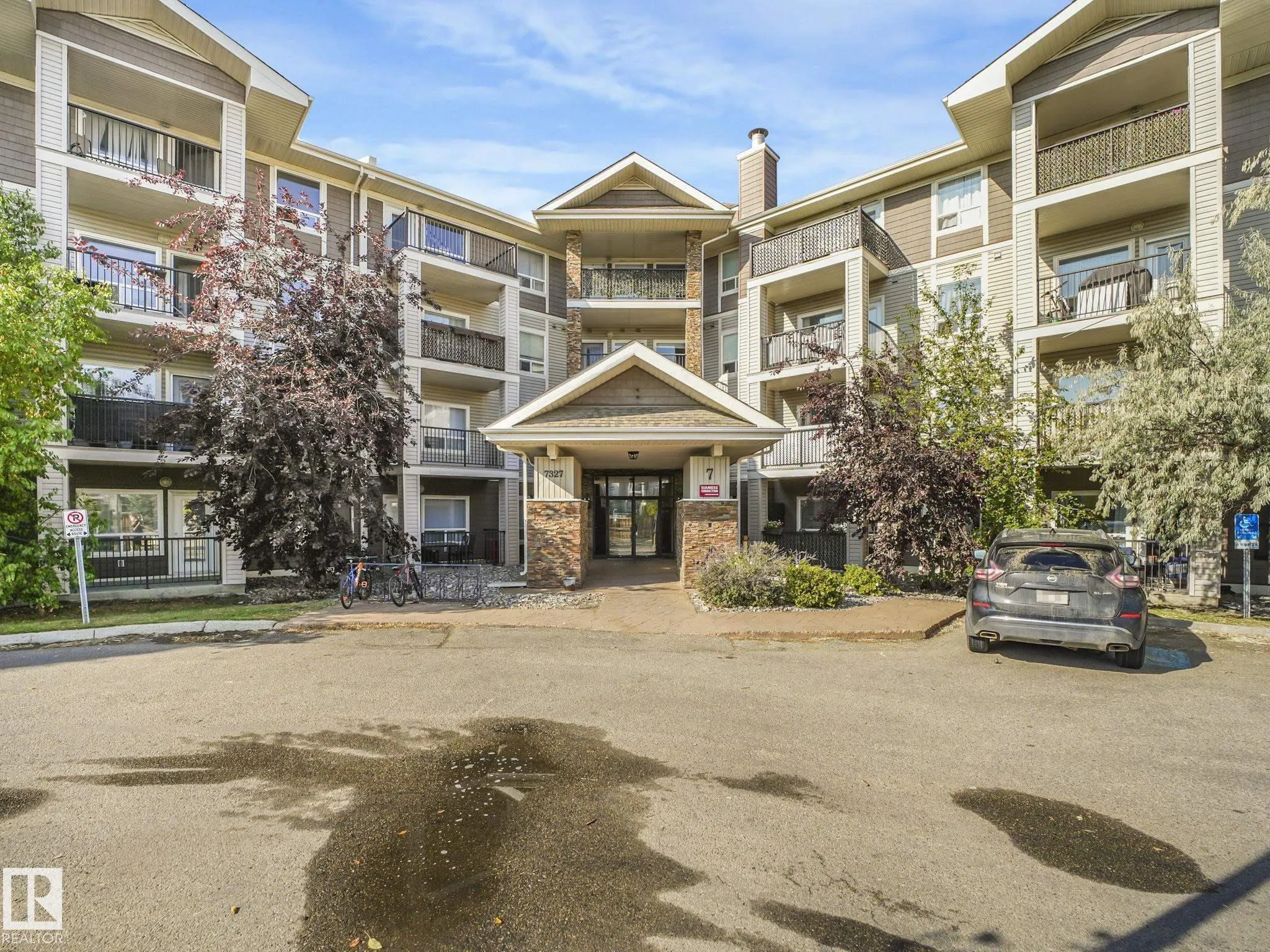 7327 South Terwillegar Drive