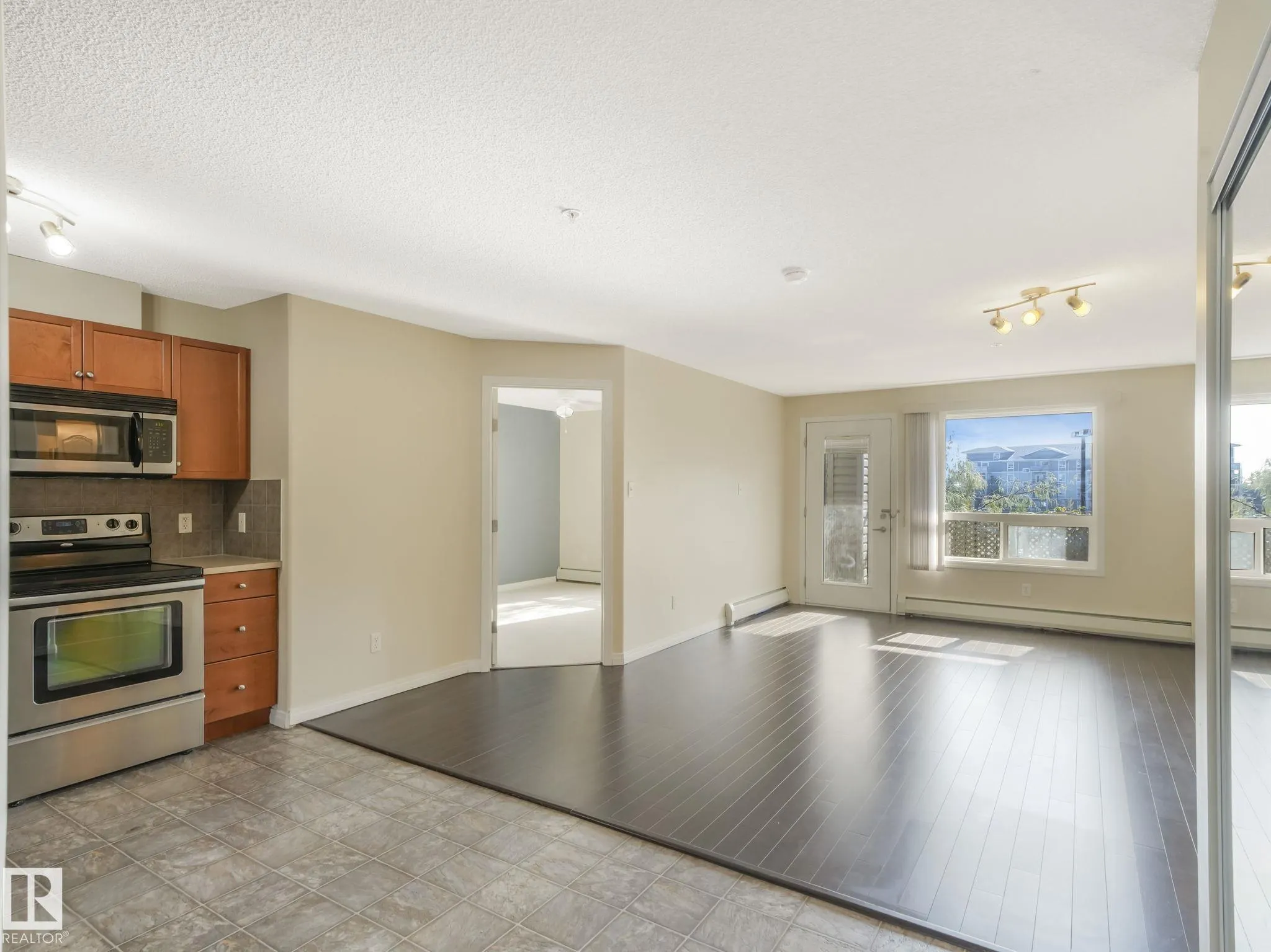 7327 South Terwillegar Drive