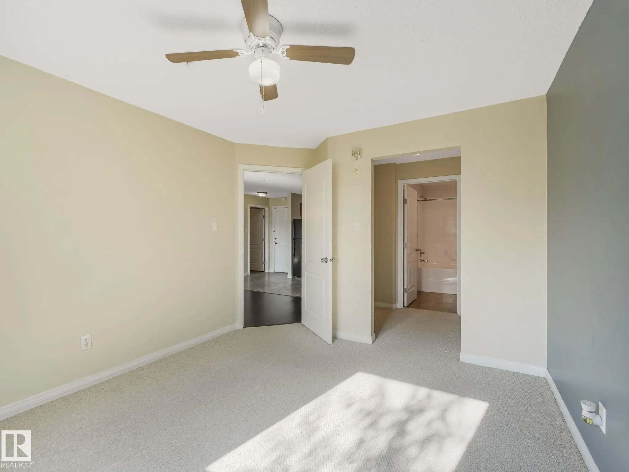 7327 South Terwillegar Drive