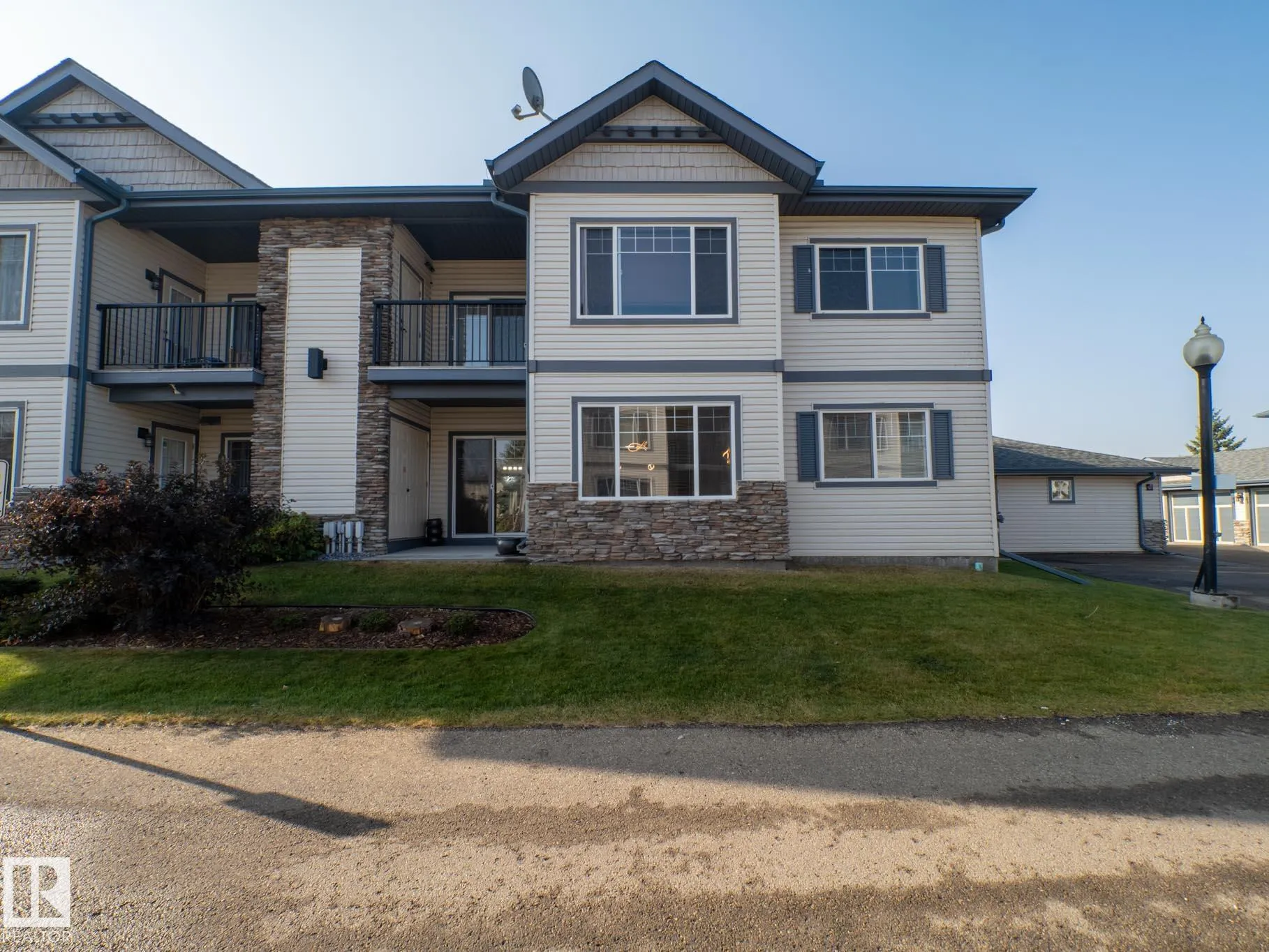 2565 HANNA Crescent