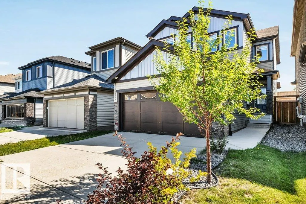 5075 Andison Close