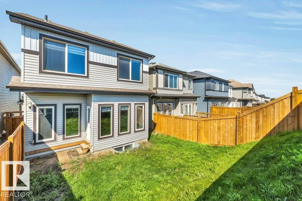 5075 Andison Close