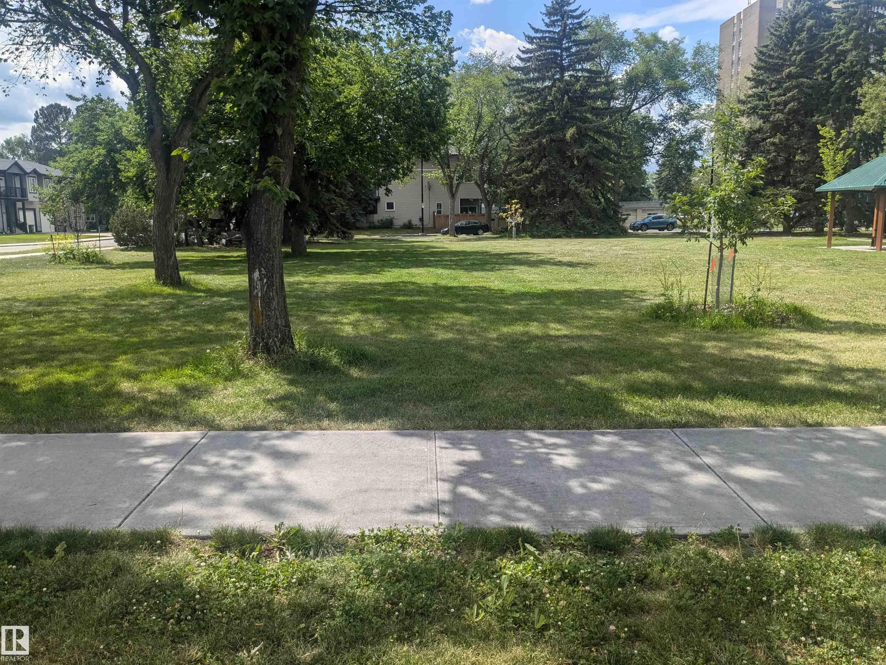11207 128 Street