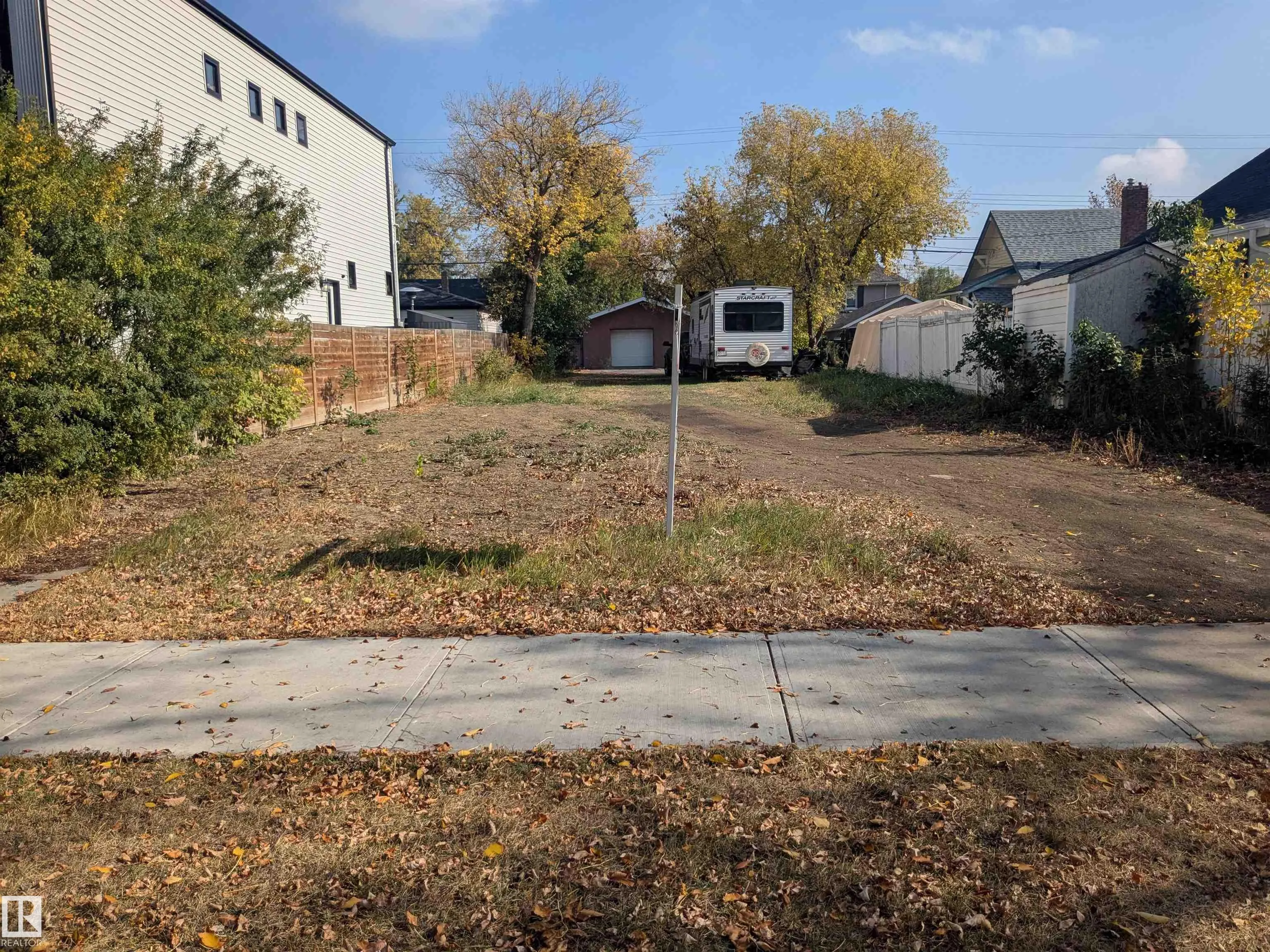 11207 128 Street