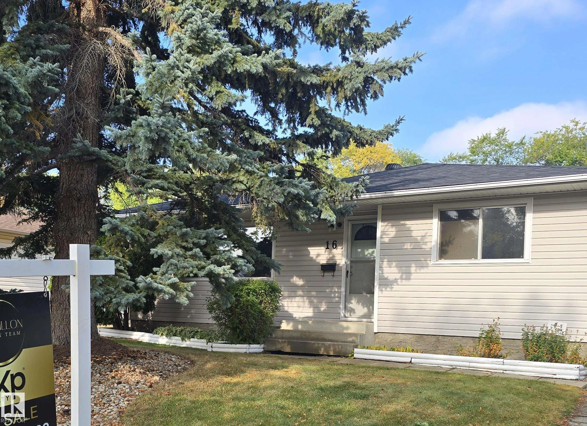 16 STARLING Drive