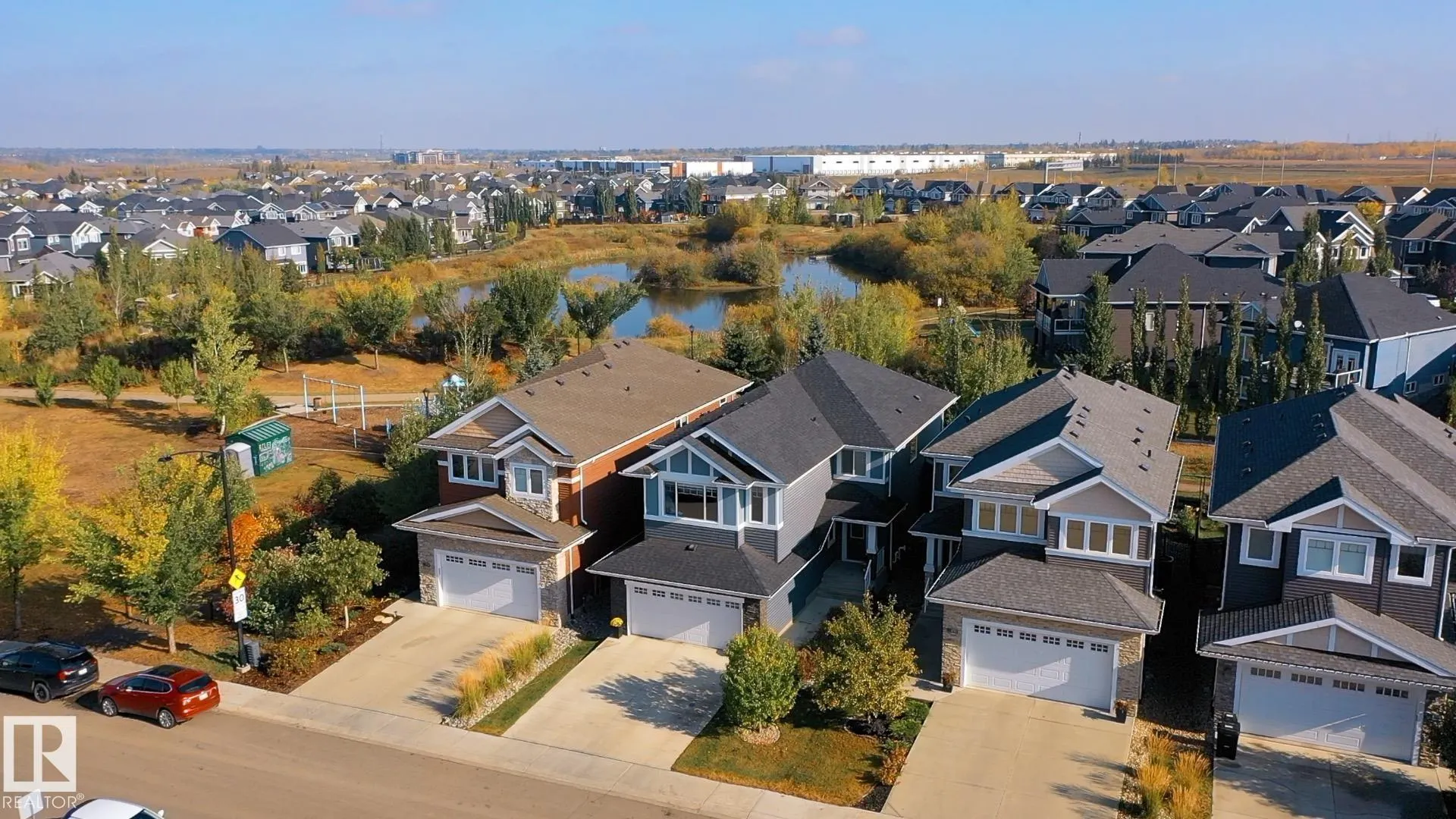 1714 TANAGER Close