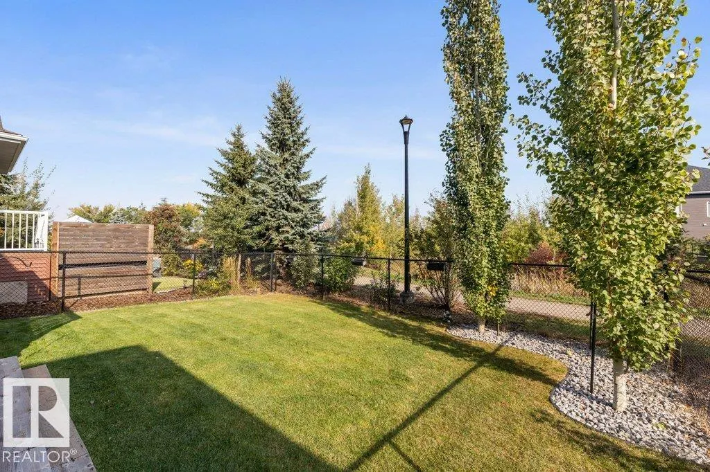 1714 TANAGER Close