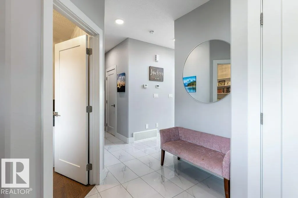 1714 TANAGER Close