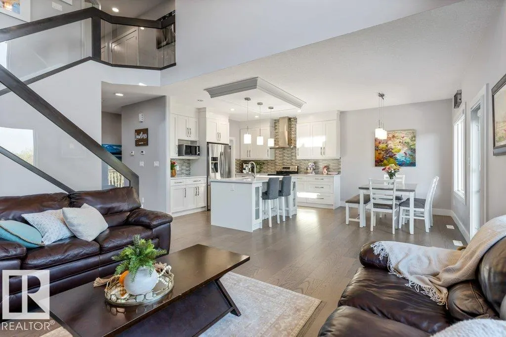 1714 TANAGER Close