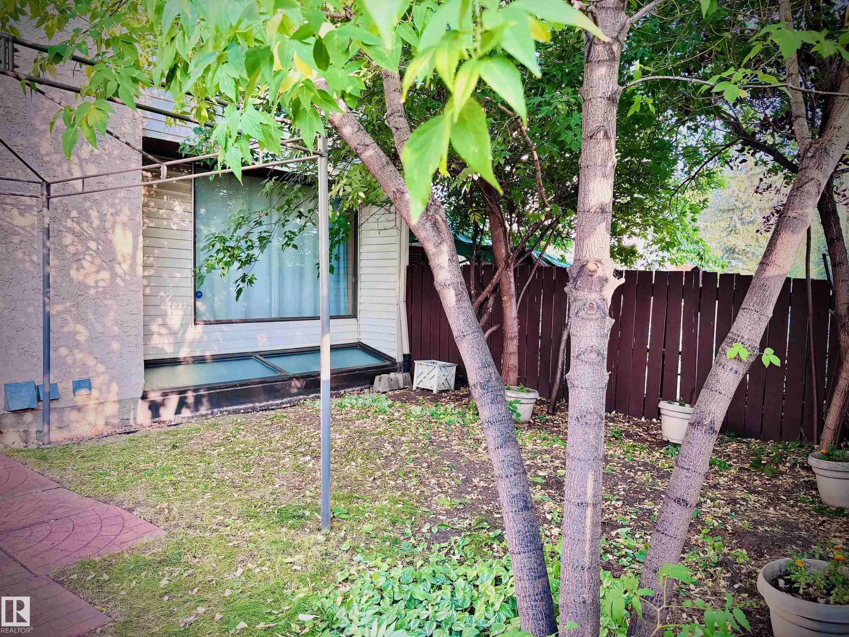3557 MILL WOODS Road