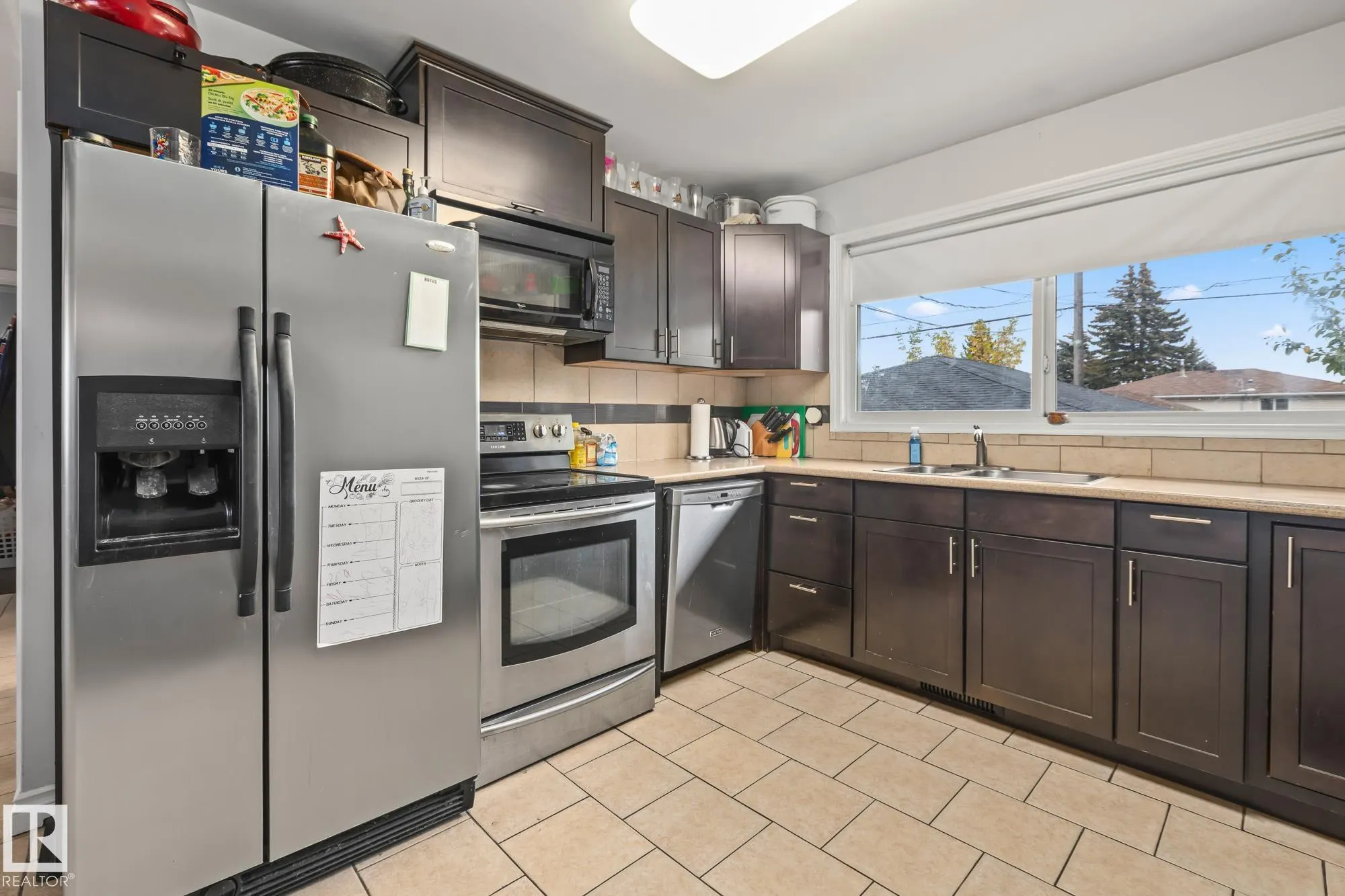 12903/12905 96 Street