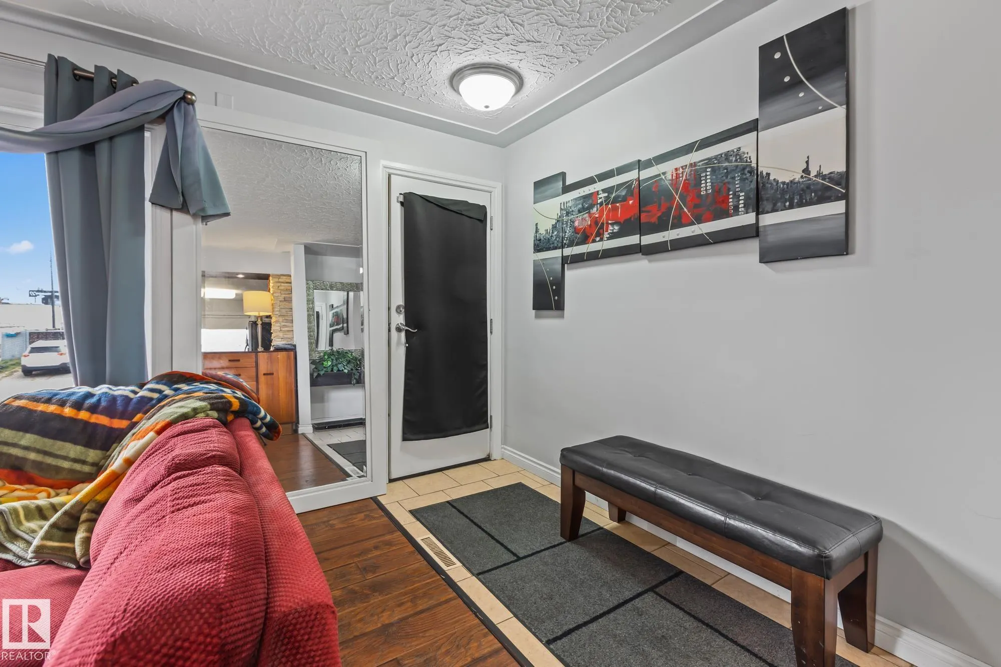 12903/12905 96 Street
