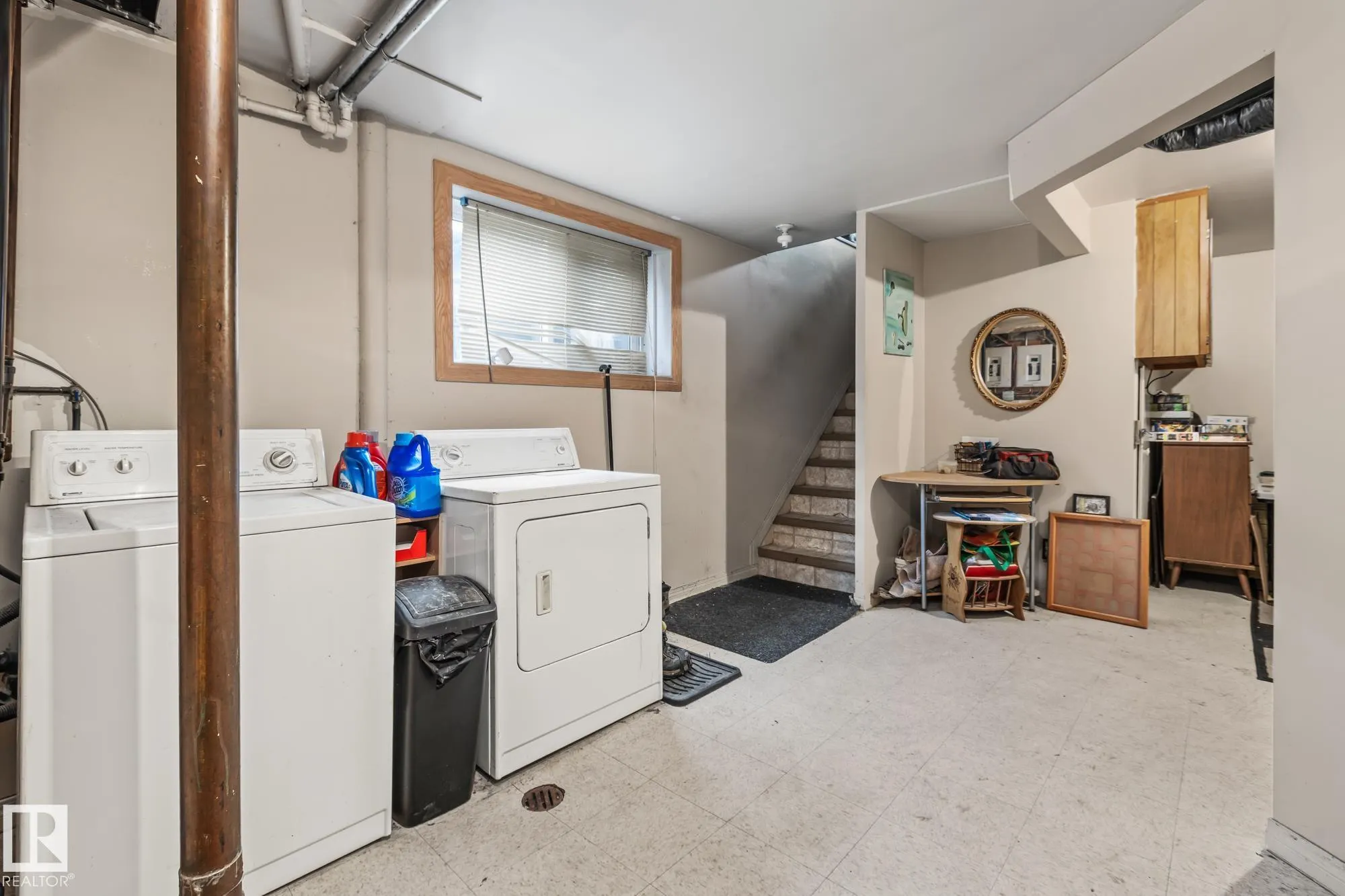 12903/12905 96 Street