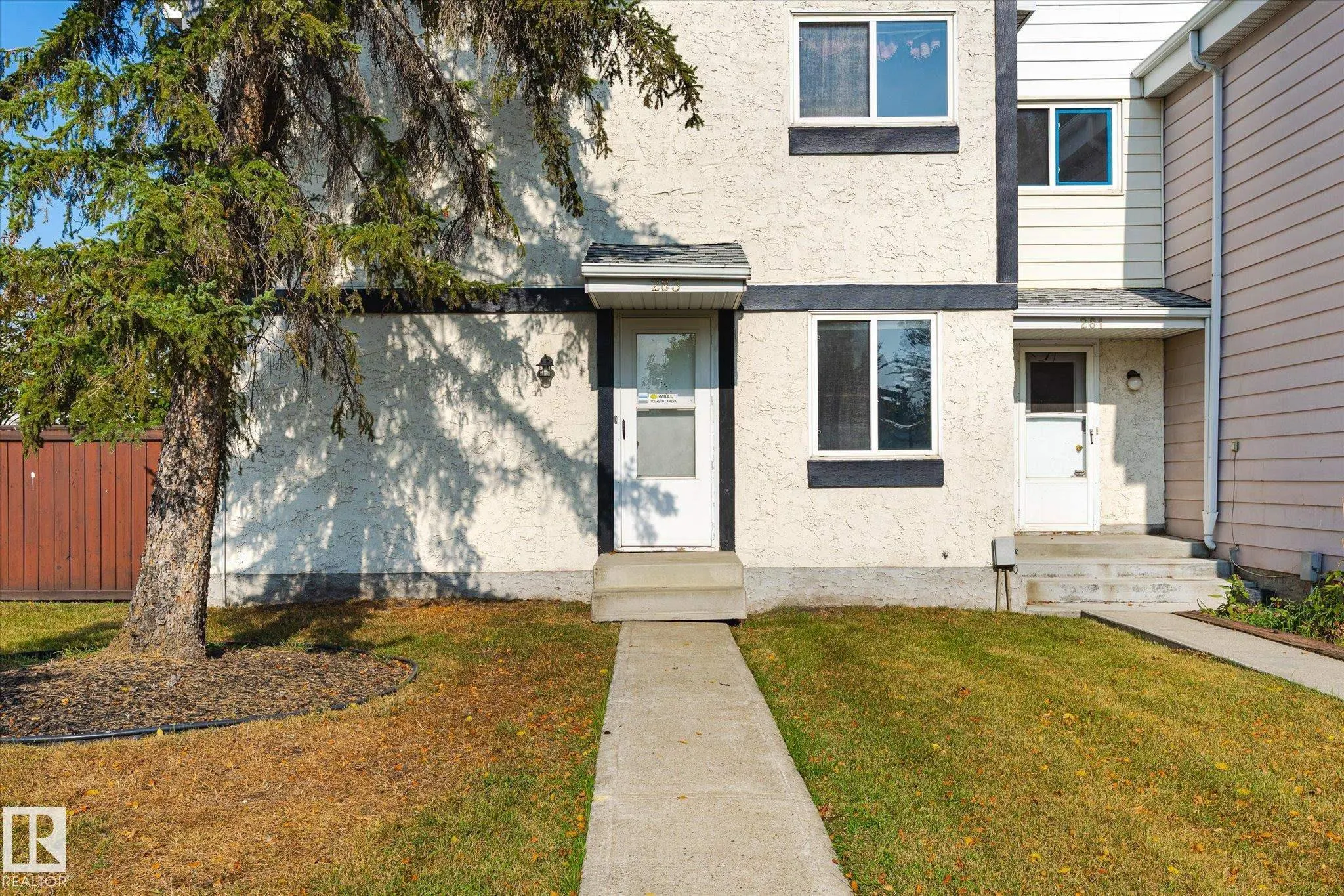 283 PRIMROSE GARDENS Gardens