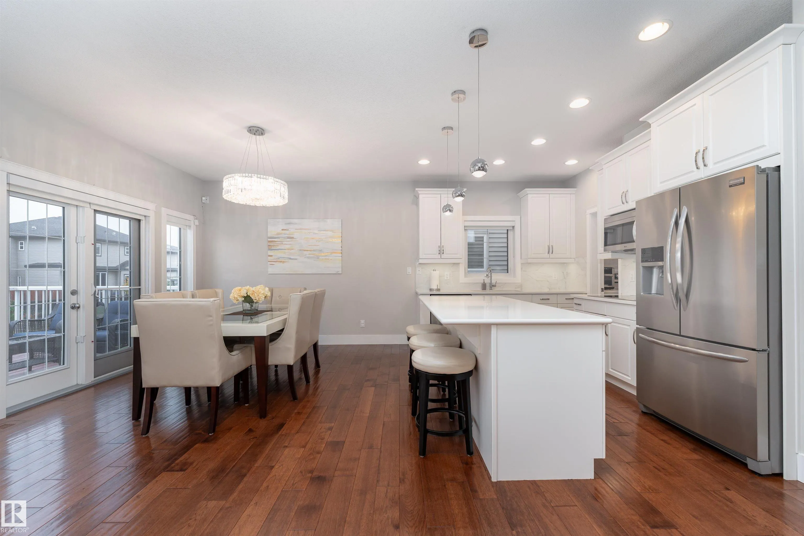 2504 AMERONGEN Crescent