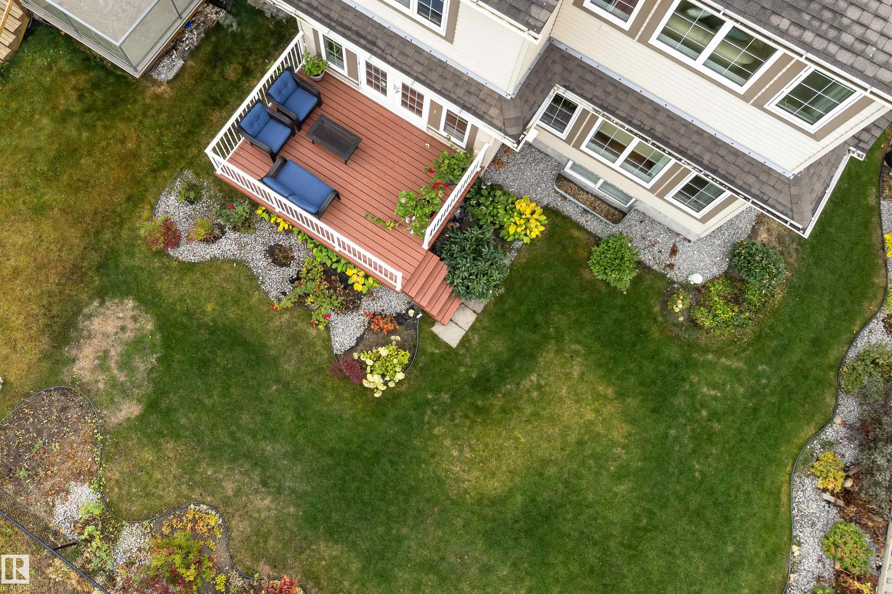2504 AMERONGEN Crescent