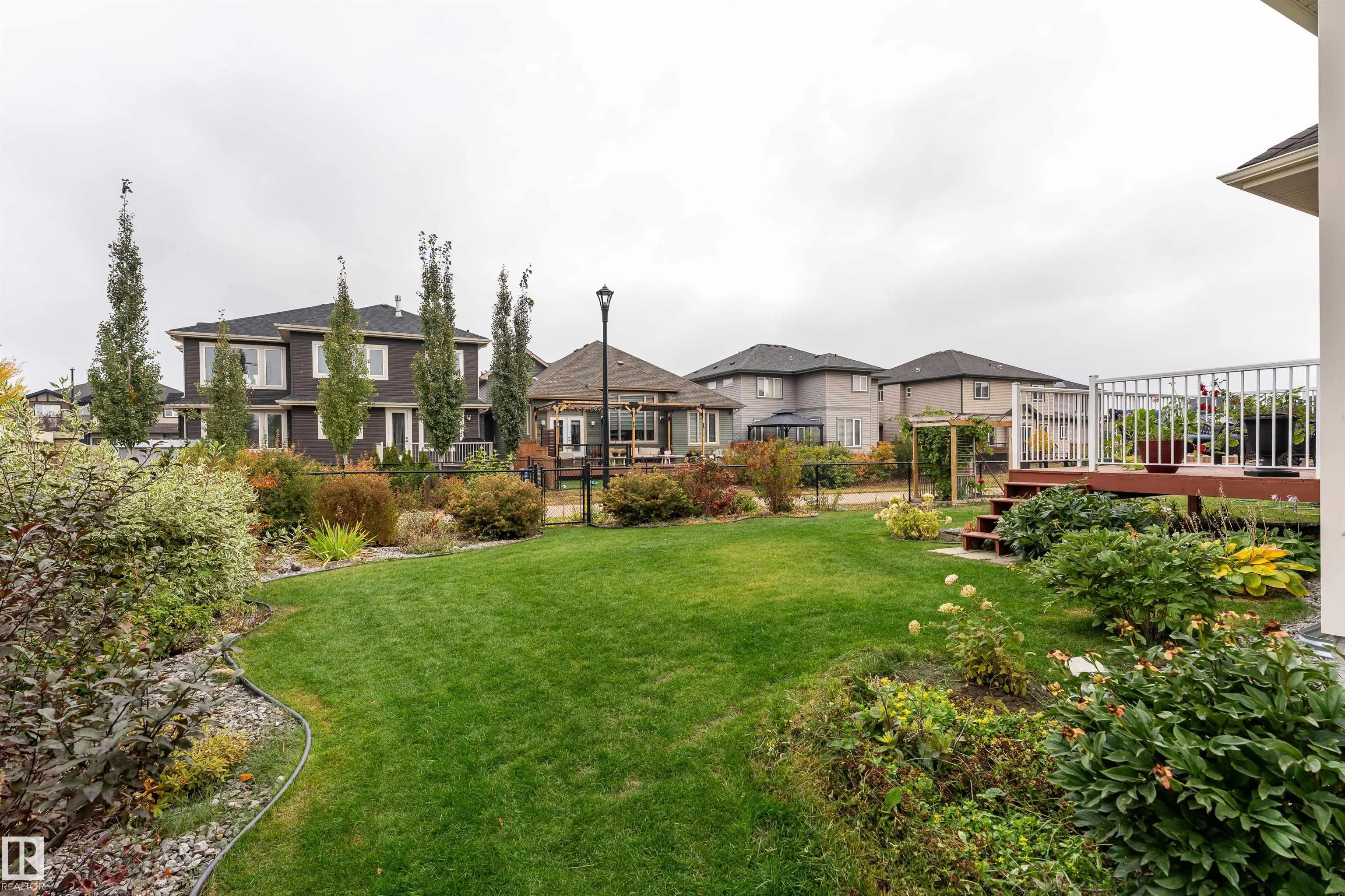 2504 AMERONGEN Crescent