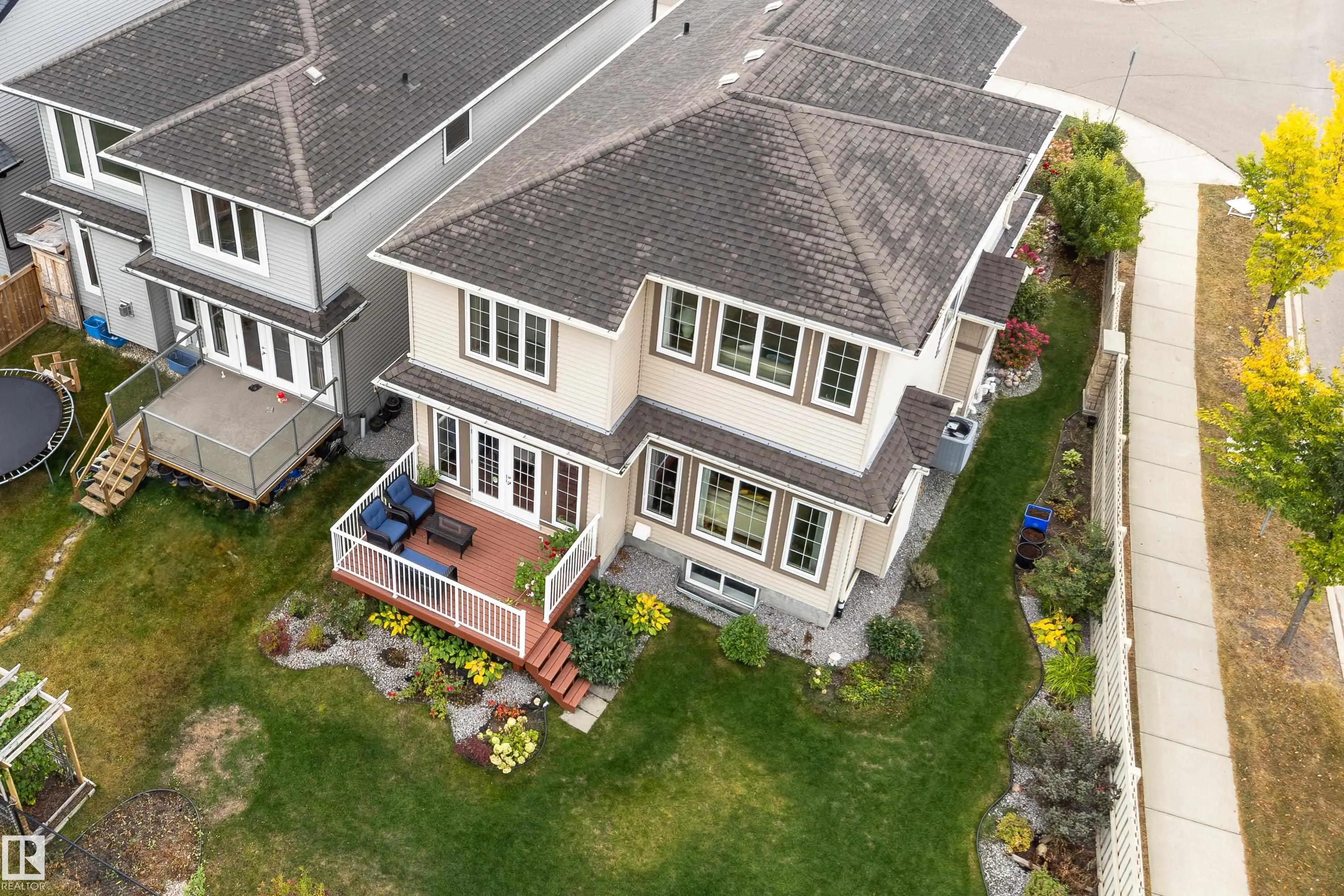 2504 AMERONGEN Crescent