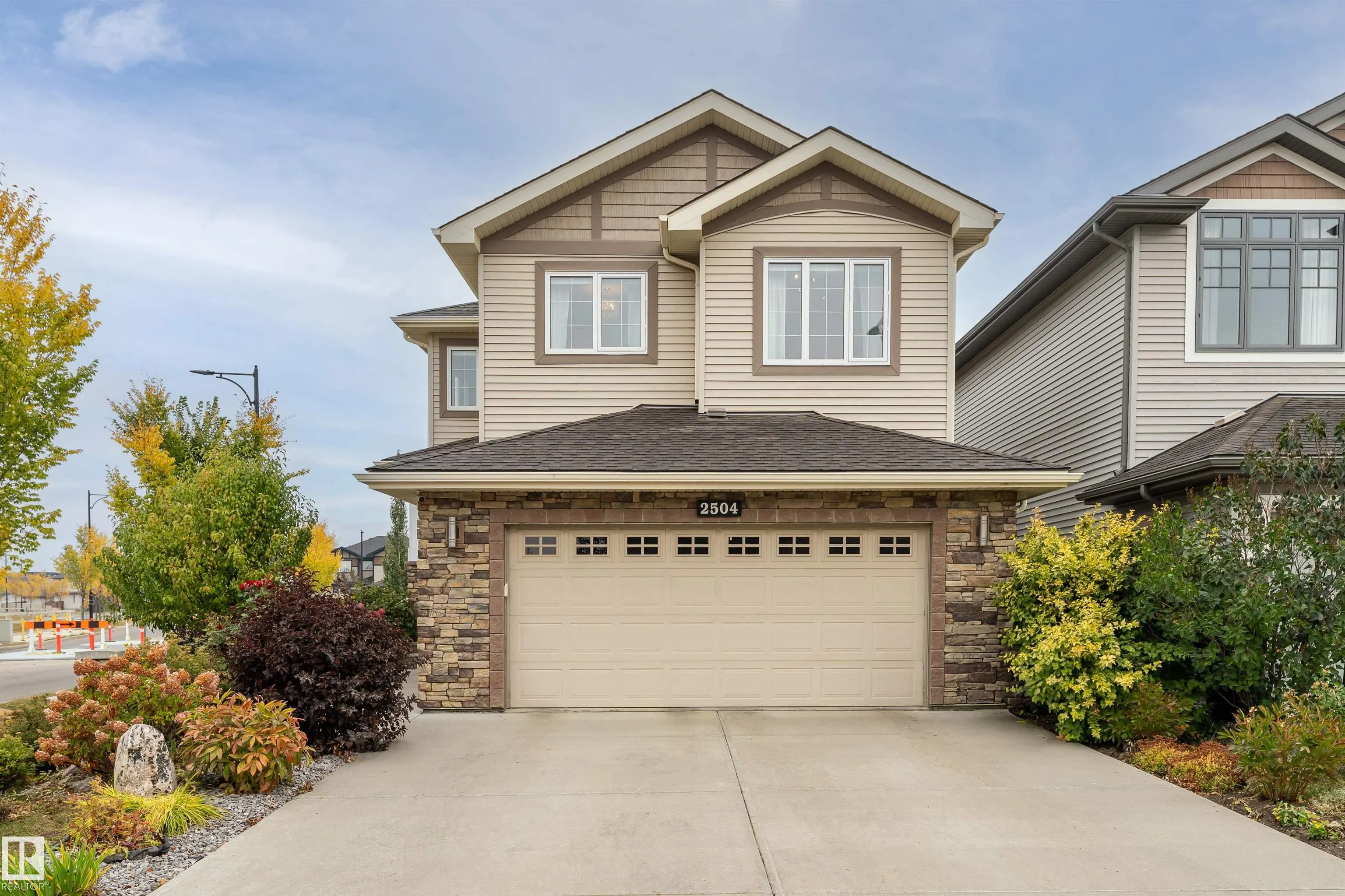 2504 AMERONGEN Crescent