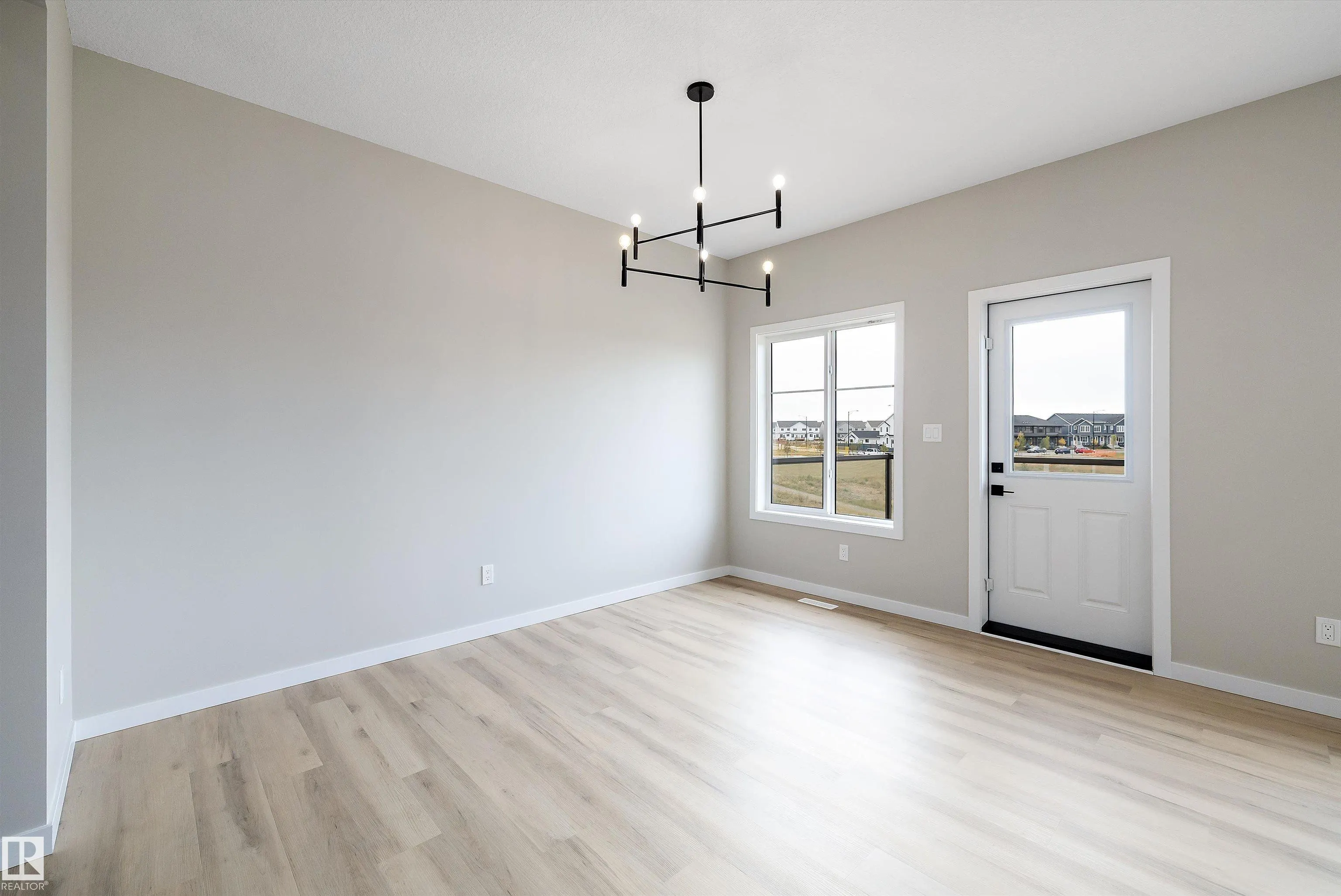 4544 Kinsella Link